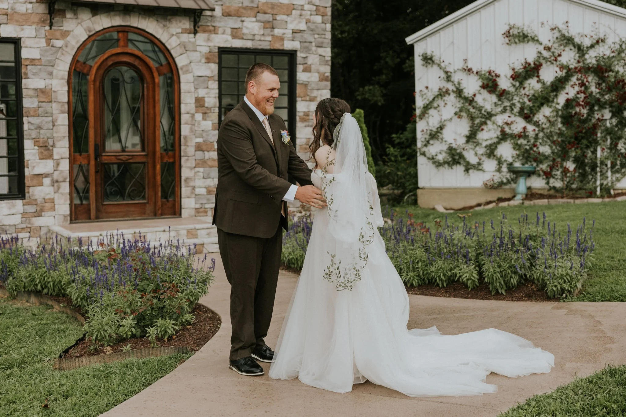 greenwood-oaks-farm-wildflower-garden-summer-wedding-afton-tennessee-greeneville-tn-katy-sergent-photography-39.jpg