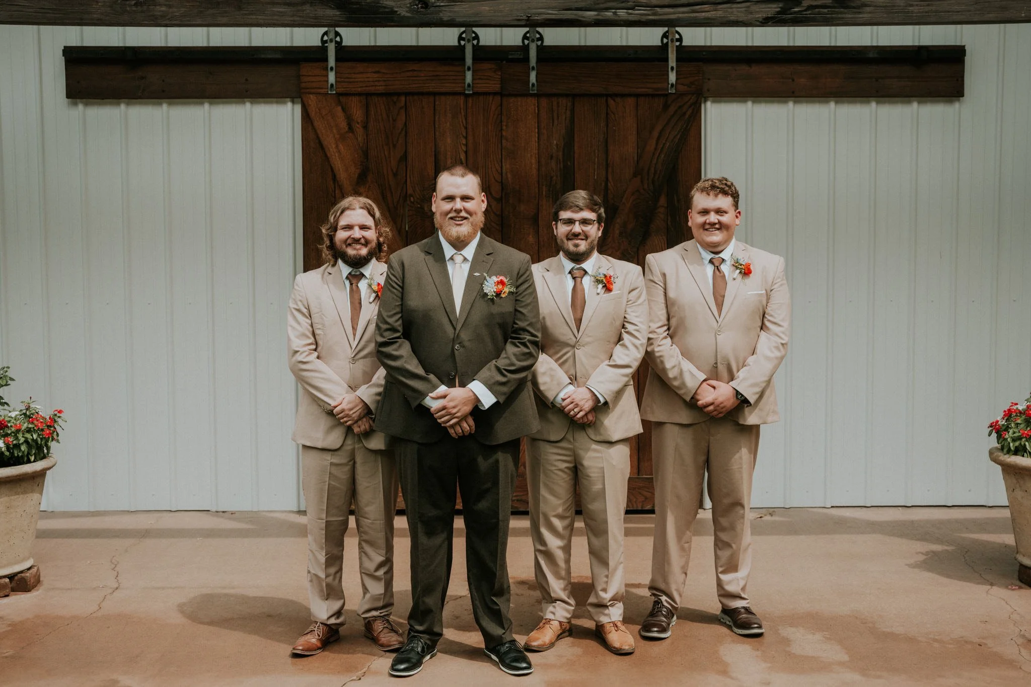 greenwood-oaks-farm-wildflower-garden-summer-wedding-afton-tennessee-greeneville-tn-katy-sergent-photography-54.jpg