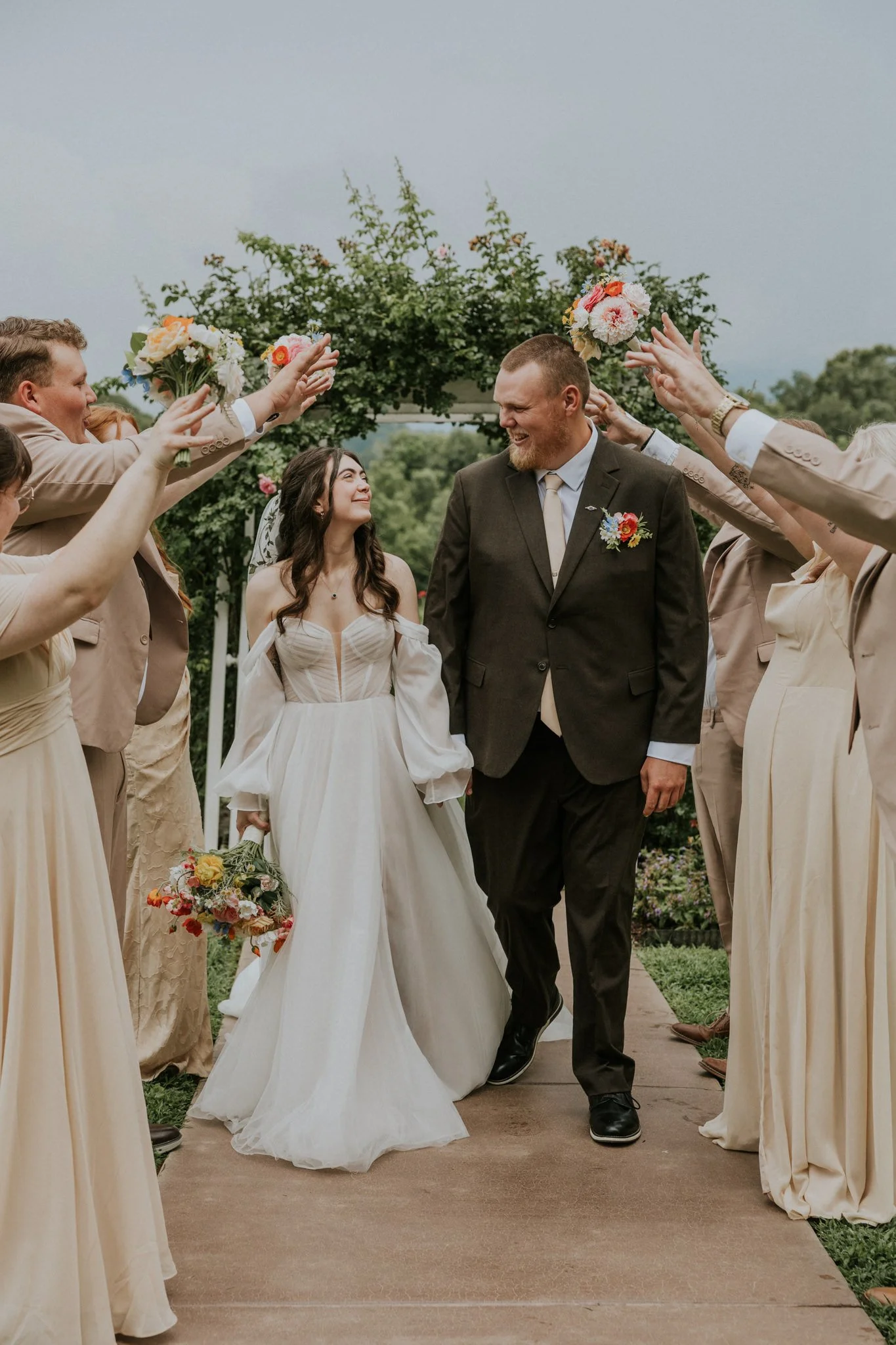 greenwood-oaks-farm-wildflower-garden-summer-wedding-afton-tennessee-greeneville-tn-katy-sergent-photography-61.jpg