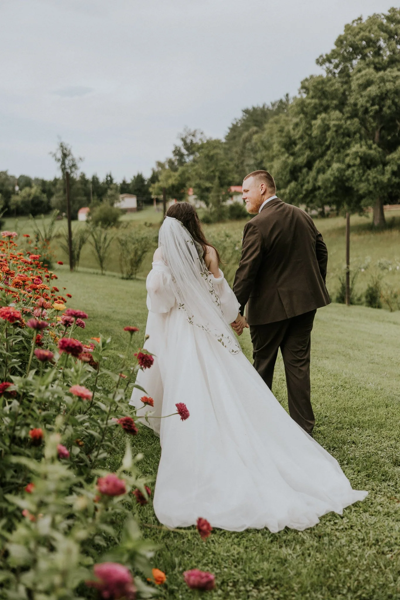 greenwood-oaks-farm-wildflower-garden-summer-wedding-afton-tennessee-greeneville-tn-katy-sergent-photography-124.jpg