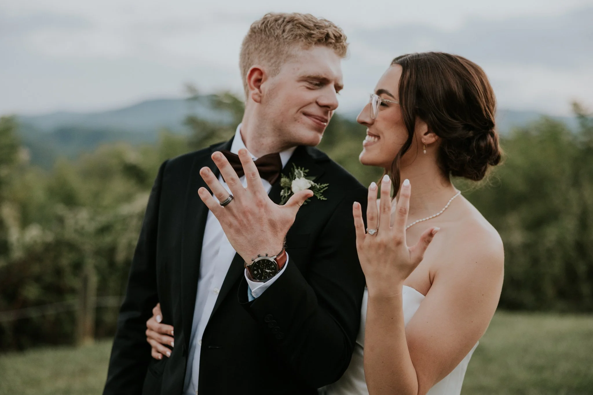 sugar-hollow-retreat-butler-tennessee-summer-elegant-classic-luxury-smoky-mountain-wedding-katy-sergent-photography-165.jpg