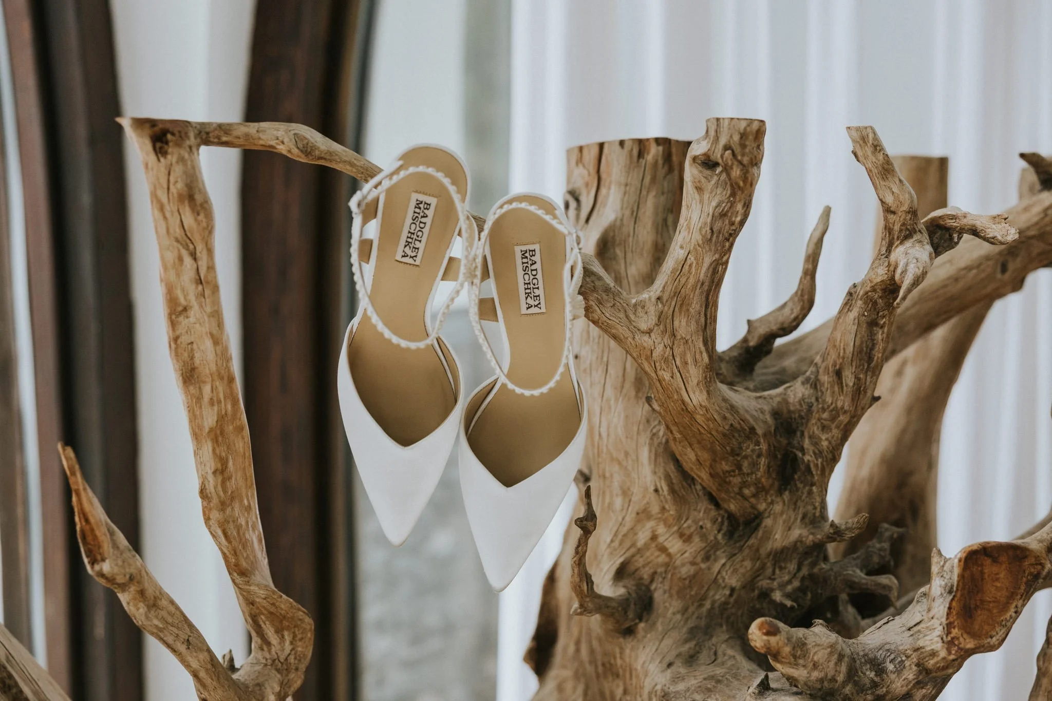 waterstone-venue-johnson-city-tennessee-boho-wedding-katy-sergent-photography-10.jpg