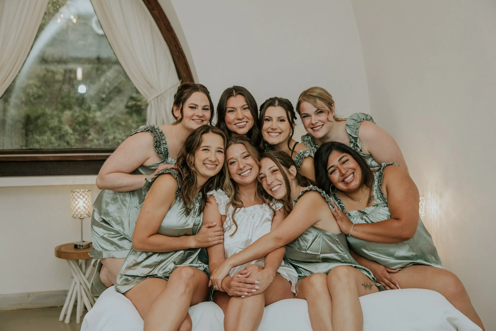 waterstone-venue-johnson-city-tennessee-boho-wedding-katy-sergent-photography-13.jpg