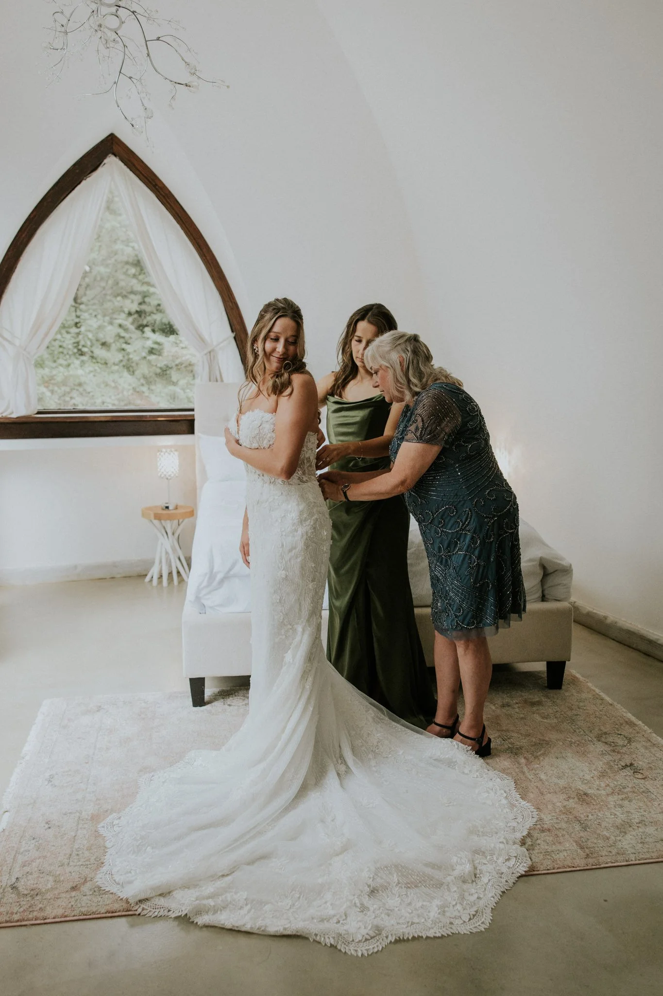 waterstone-venue-johnson-city-tennessee-boho-wedding-katy-sergent-photography-16.jpg