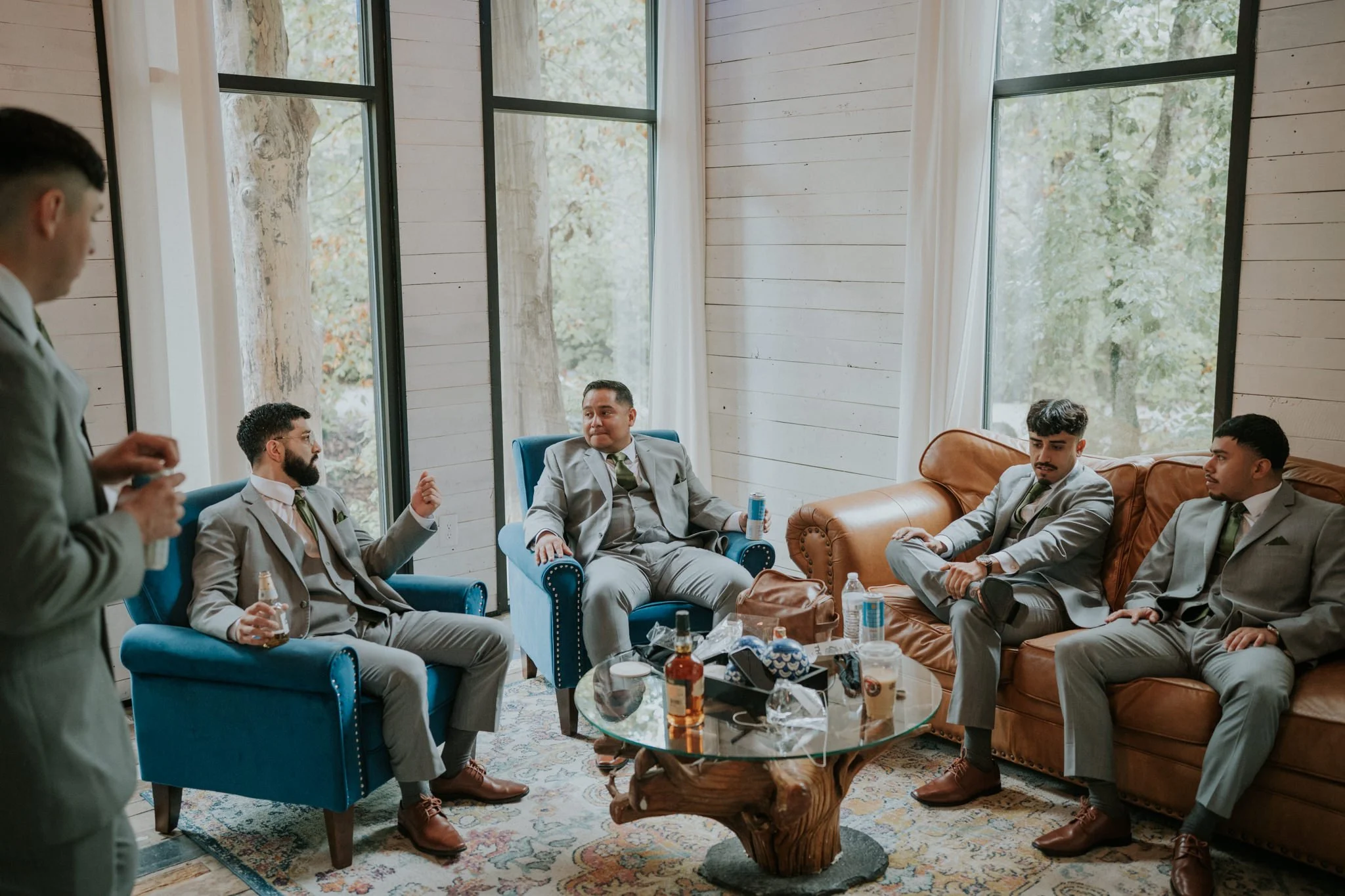 waterstone-venue-johnson-city-tennessee-boho-wedding-katy-sergent-photography-26.jpg