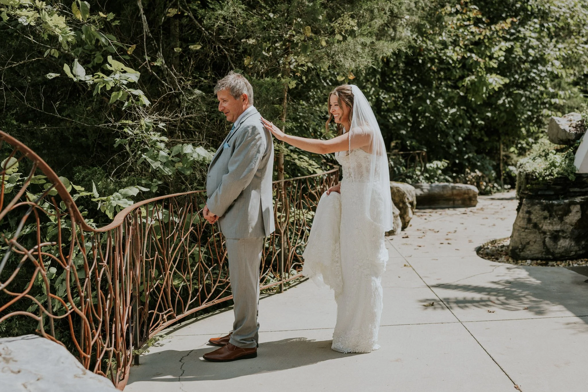 waterstone-venue-johnson-city-tennessee-boho-wedding-katy-sergent-photography-31.jpg