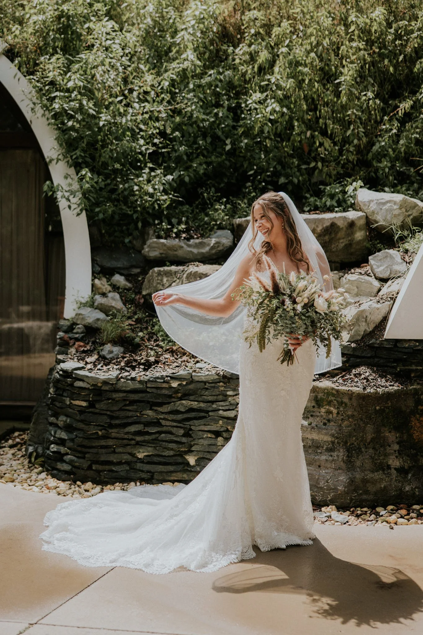 waterstone-venue-johnson-city-tennessee-boho-wedding-katy-sergent-photography-80.jpg