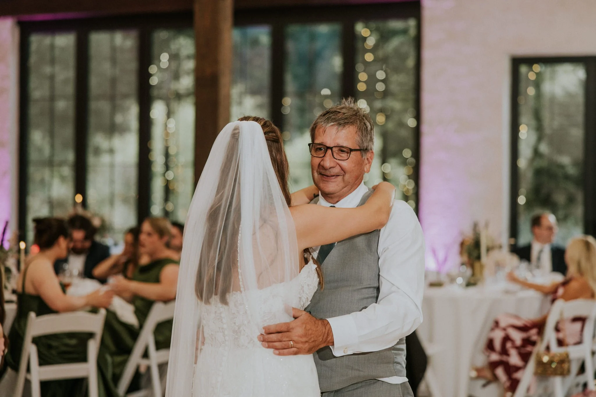 waterstone-venue-johnson-city-tennessee-boho-wedding-katy-sergent-photography-137.jpg