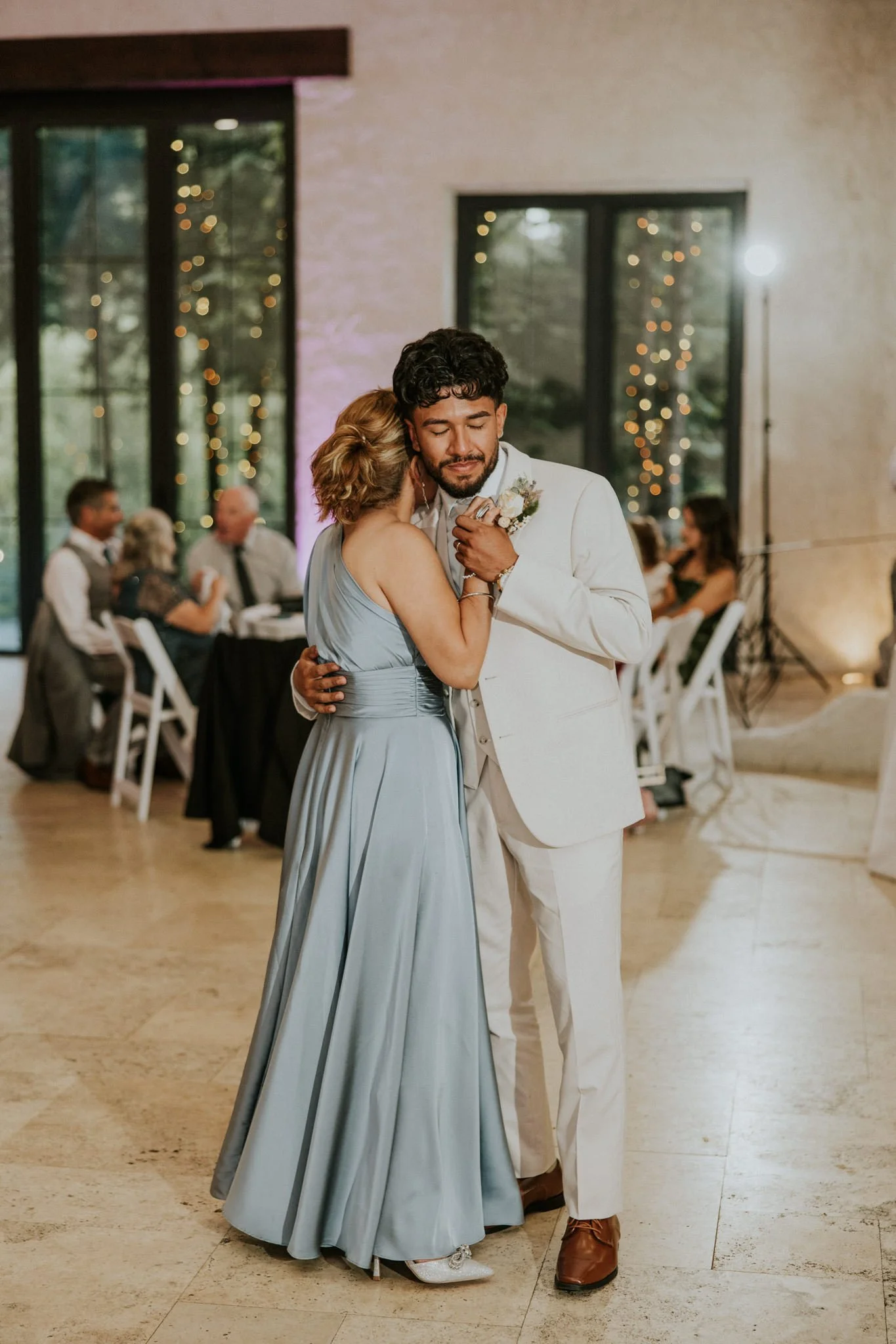 waterstone-venue-johnson-city-tennessee-boho-wedding-katy-sergent-photography-139.jpg