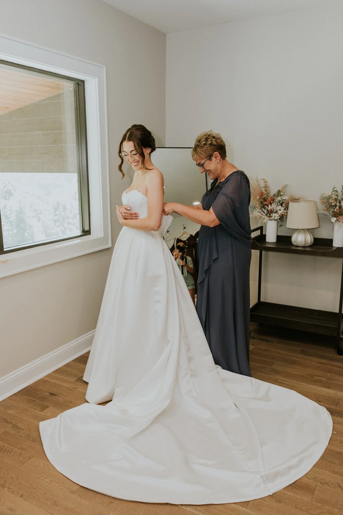 sugar-hollow-retreat-butler-tennessee-summer-elegant-classic-luxury-smoky-mountain-wedding-katy-sergent-photography-21.jpg