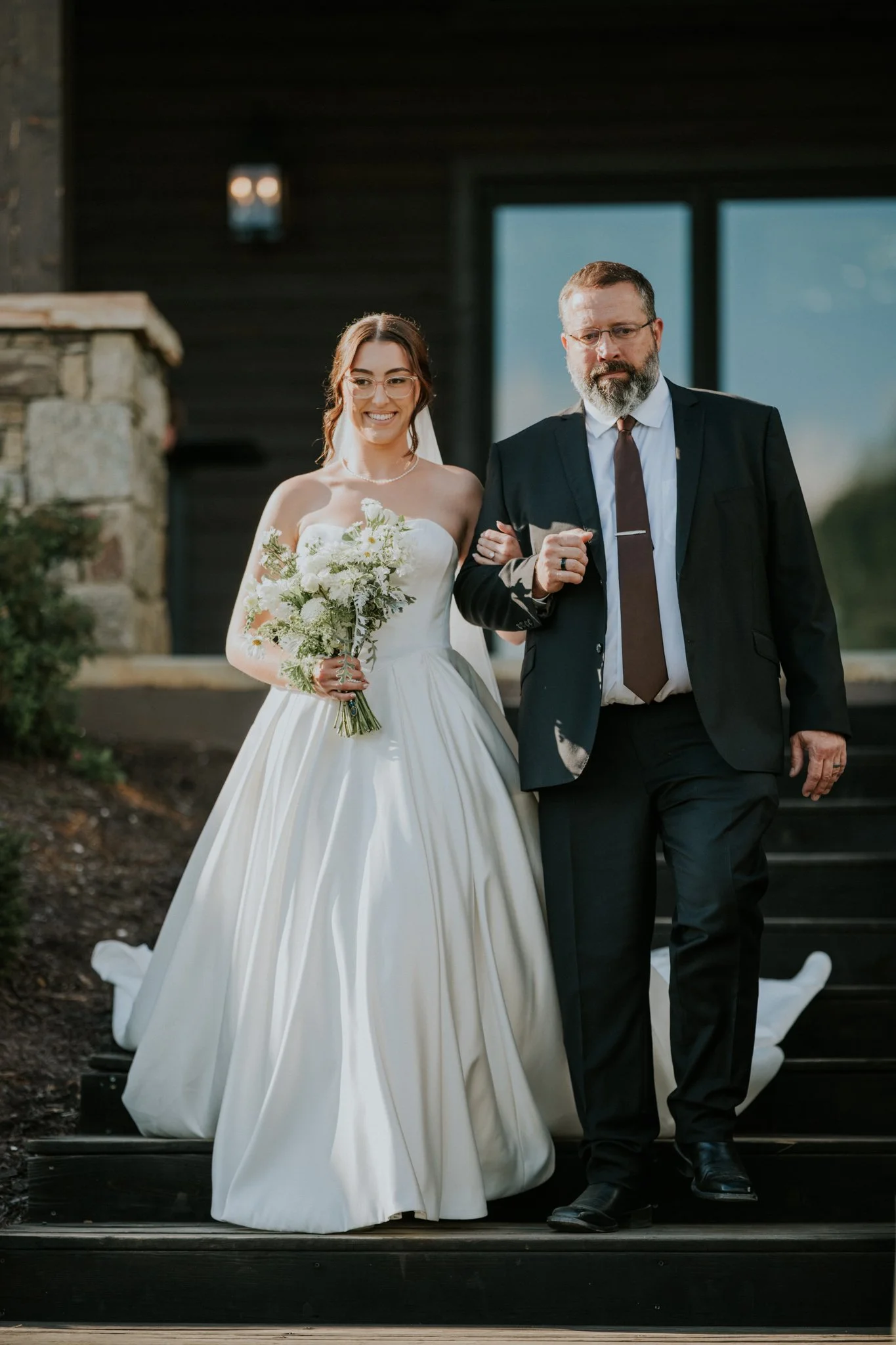 sugar-hollow-retreat-butler-tennessee-summer-elegant-classic-luxury-smoky-mountain-wedding-katy-sergent-photography-84.jpg