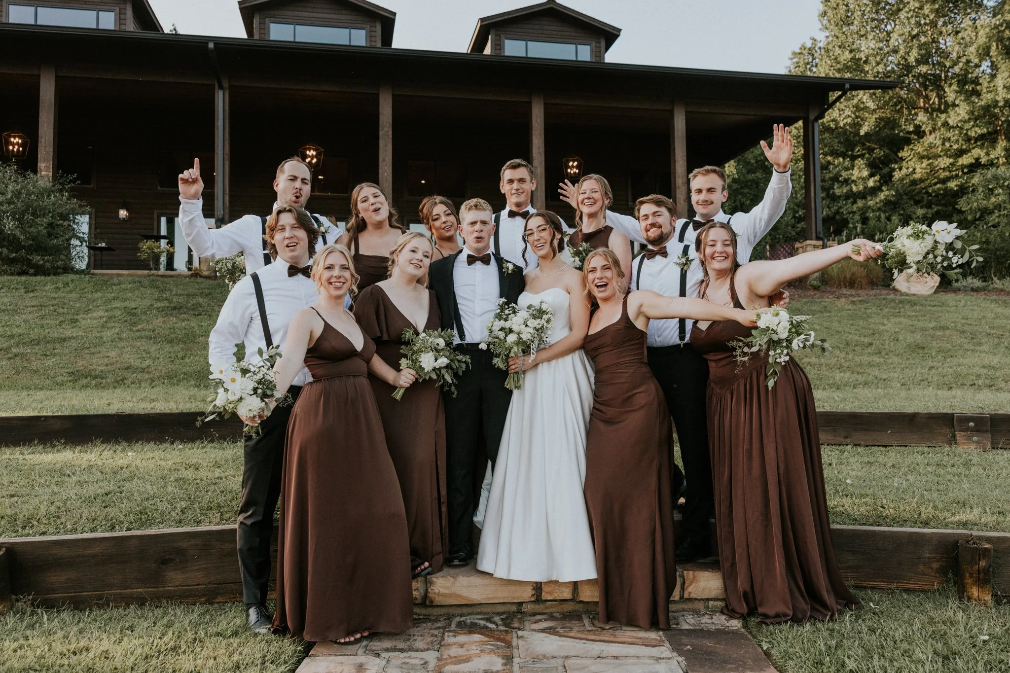 sugar-hollow-retreat-butler-tennessee-summer-elegant-classic-luxury-smoky-mountain-wedding-katy-sergent-photography-105.jpg