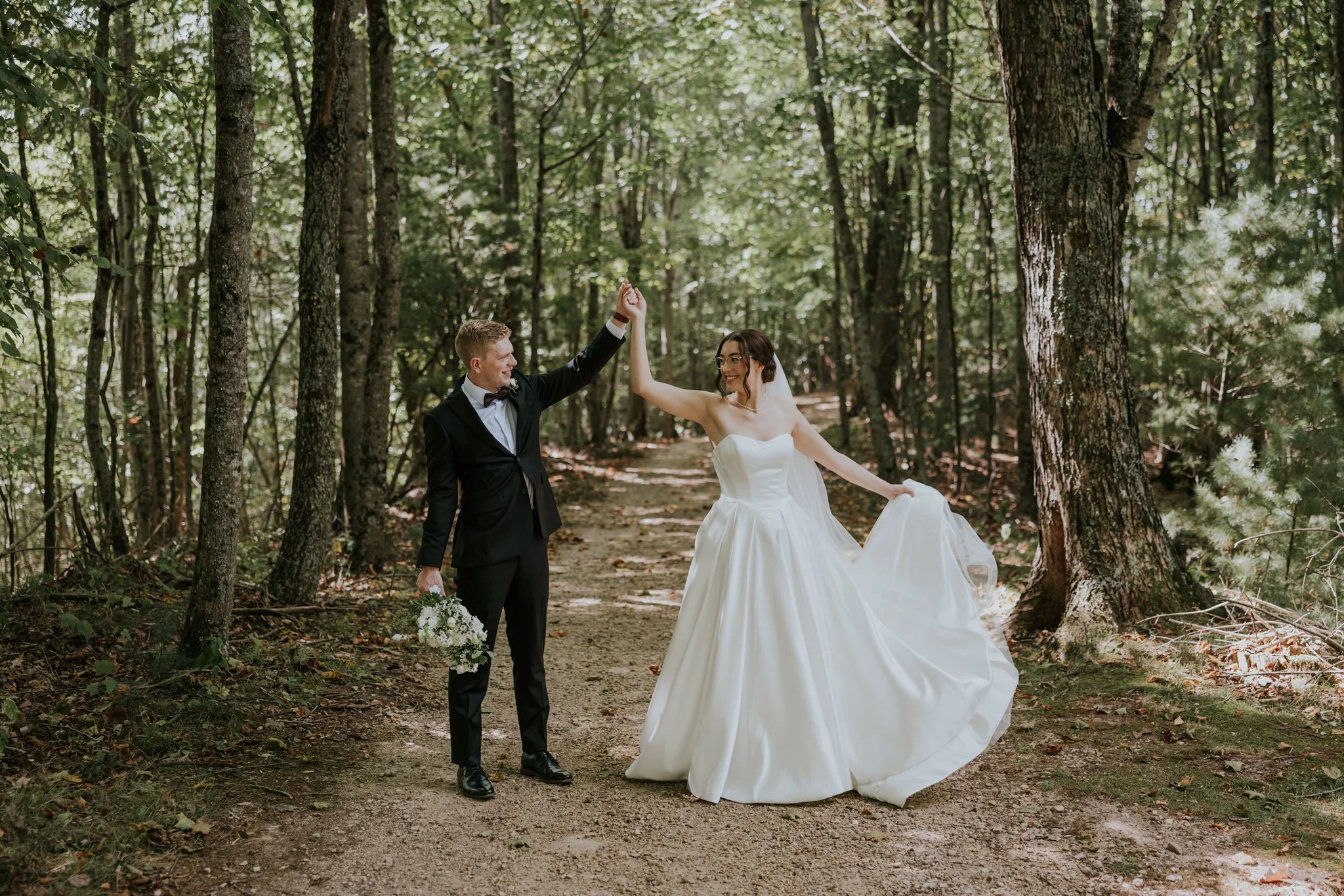 sugar-hollow-retreat-butler-tennessee-summer-elegant-classic-luxury-smoky-mountain-wedding-katy-sergent-photography-109.jpg