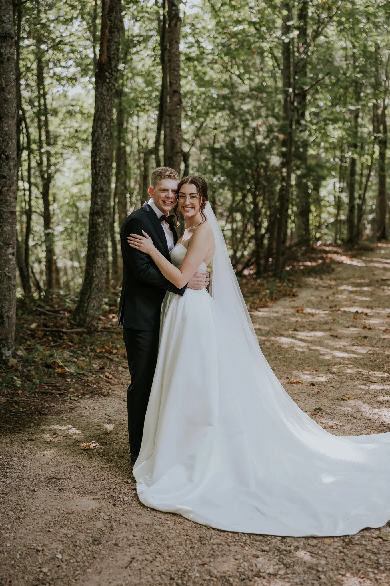sugar-hollow-retreat-butler-tennessee-summer-elegant-classic-luxury-smoky-mountain-wedding-katy-sergent-photography-116.jpg