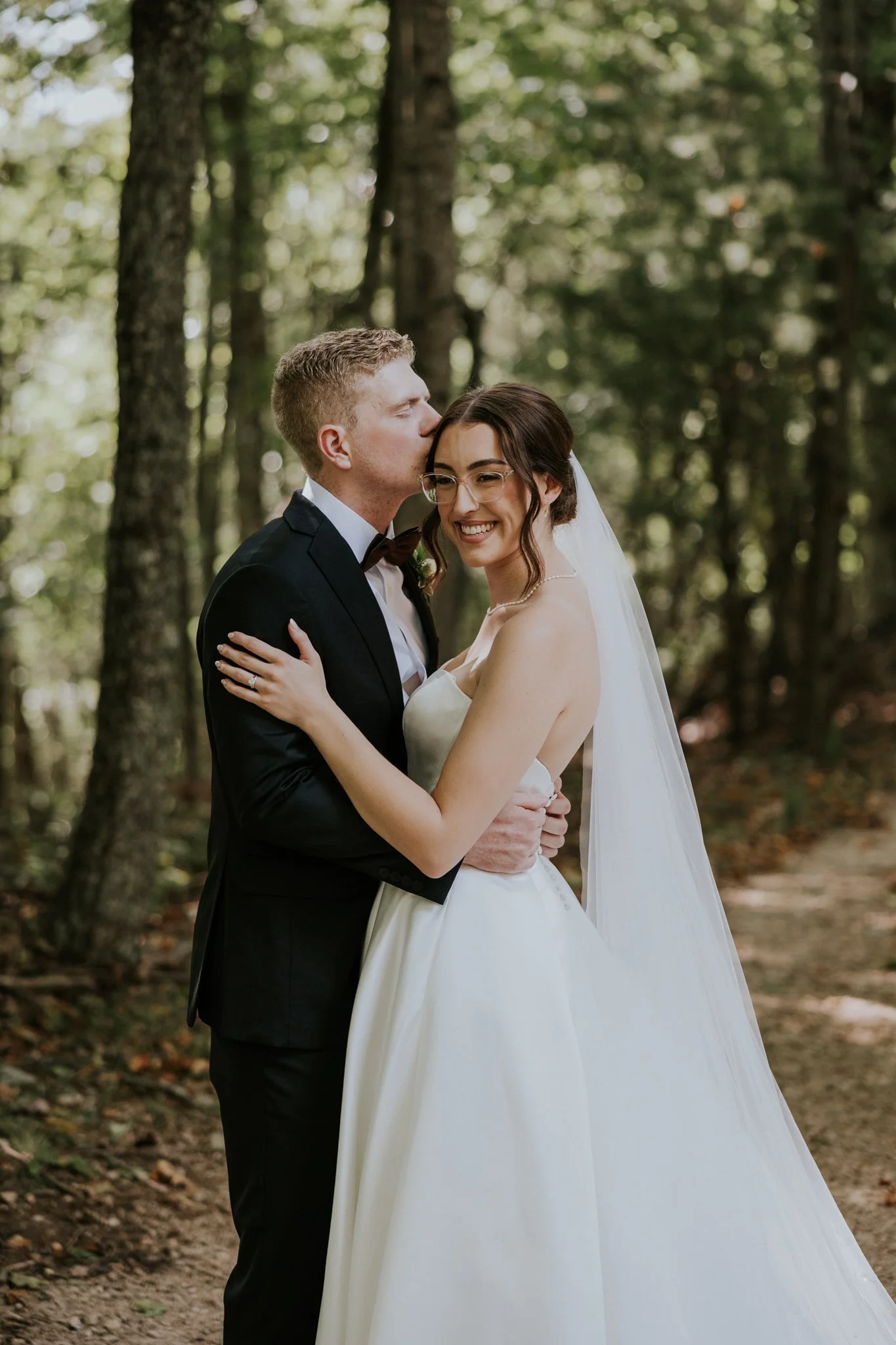 sugar-hollow-retreat-butler-tennessee-summer-elegant-classic-luxury-smoky-mountain-wedding-katy-sergent-photography-117.jpg