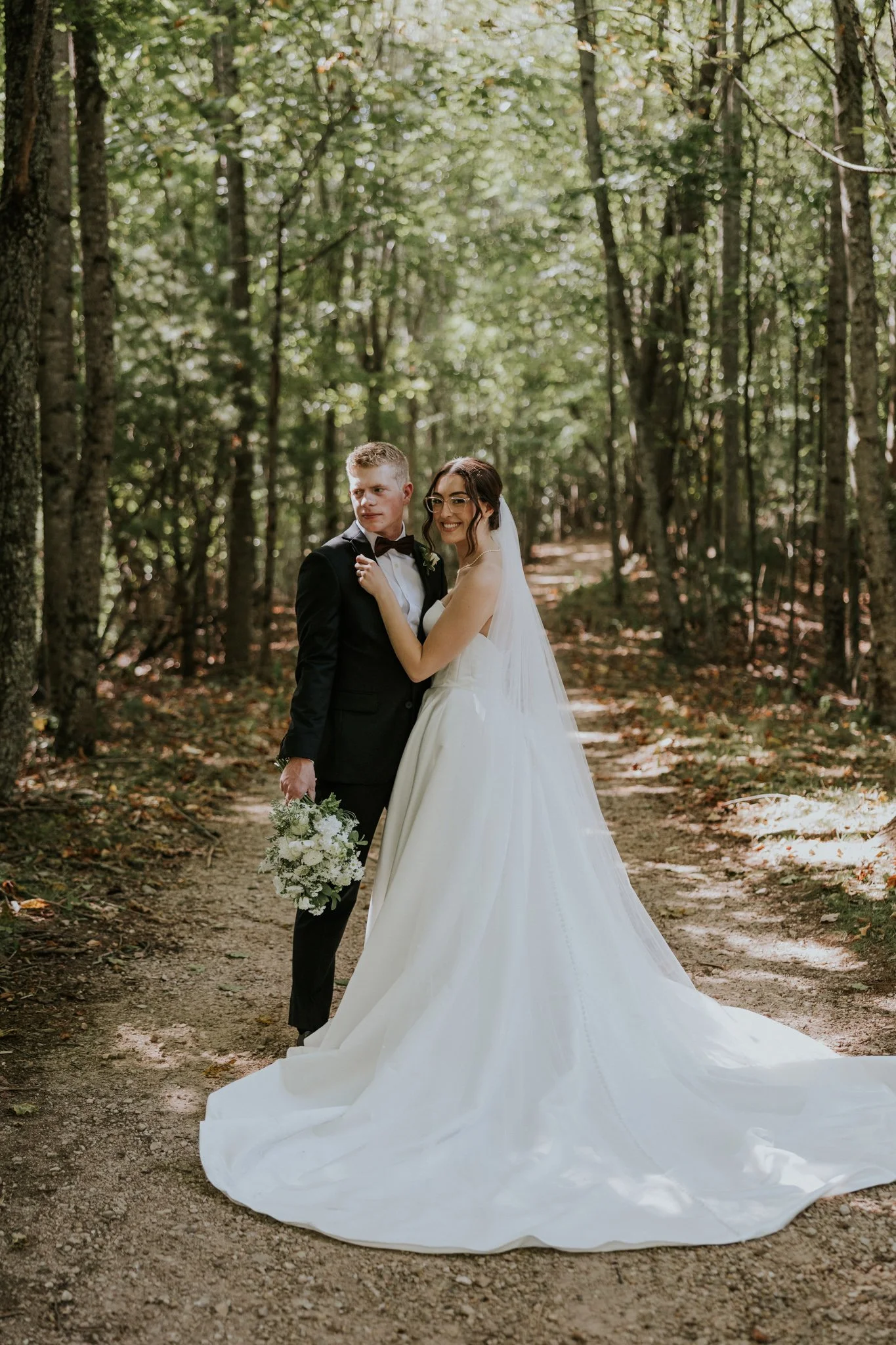 sugar-hollow-retreat-butler-tennessee-summer-elegant-classic-luxury-smoky-mountain-wedding-katy-sergent-photography-119.jpg