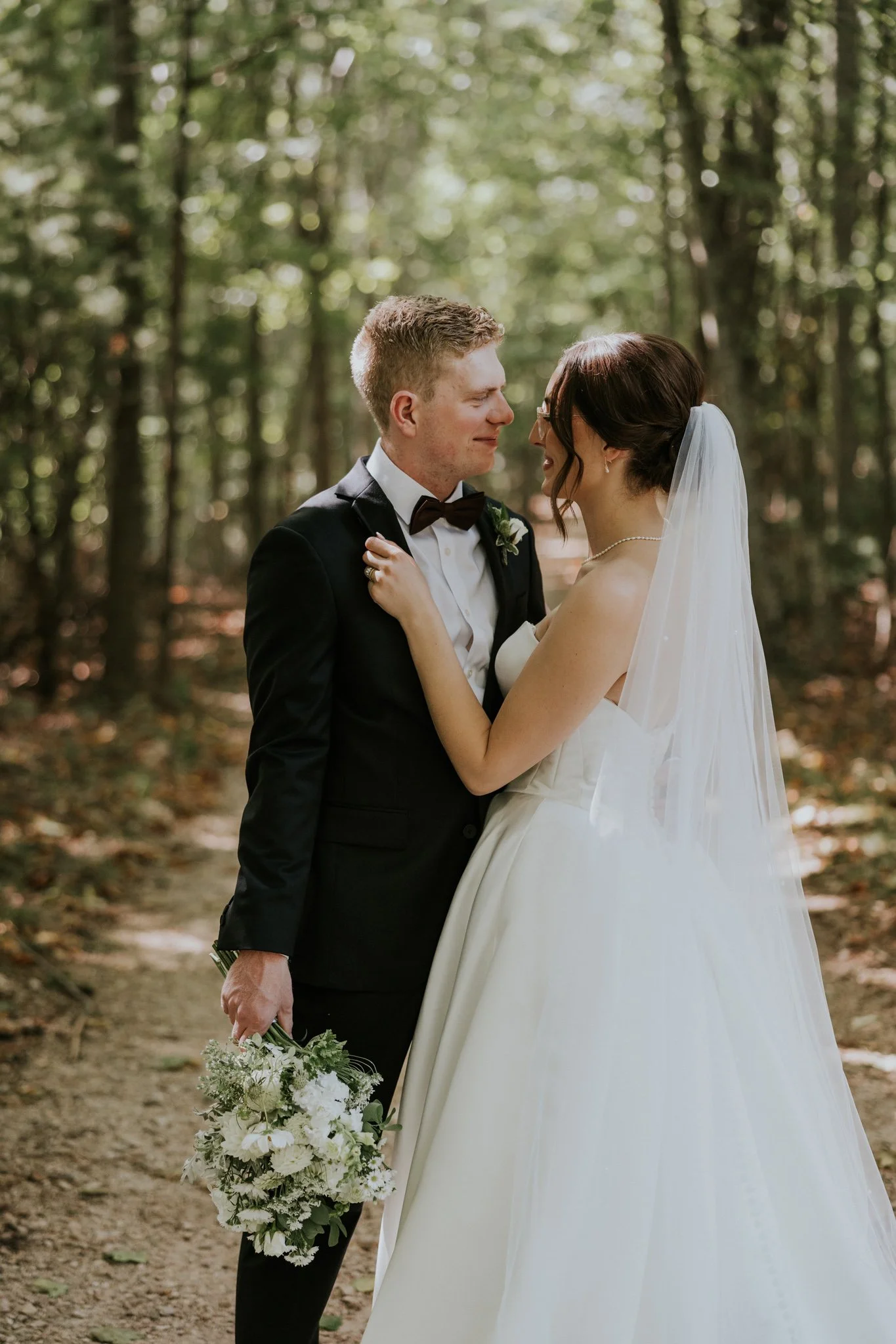 sugar-hollow-retreat-butler-tennessee-summer-elegant-classic-luxury-smoky-mountain-wedding-katy-sergent-photography-121.jpg