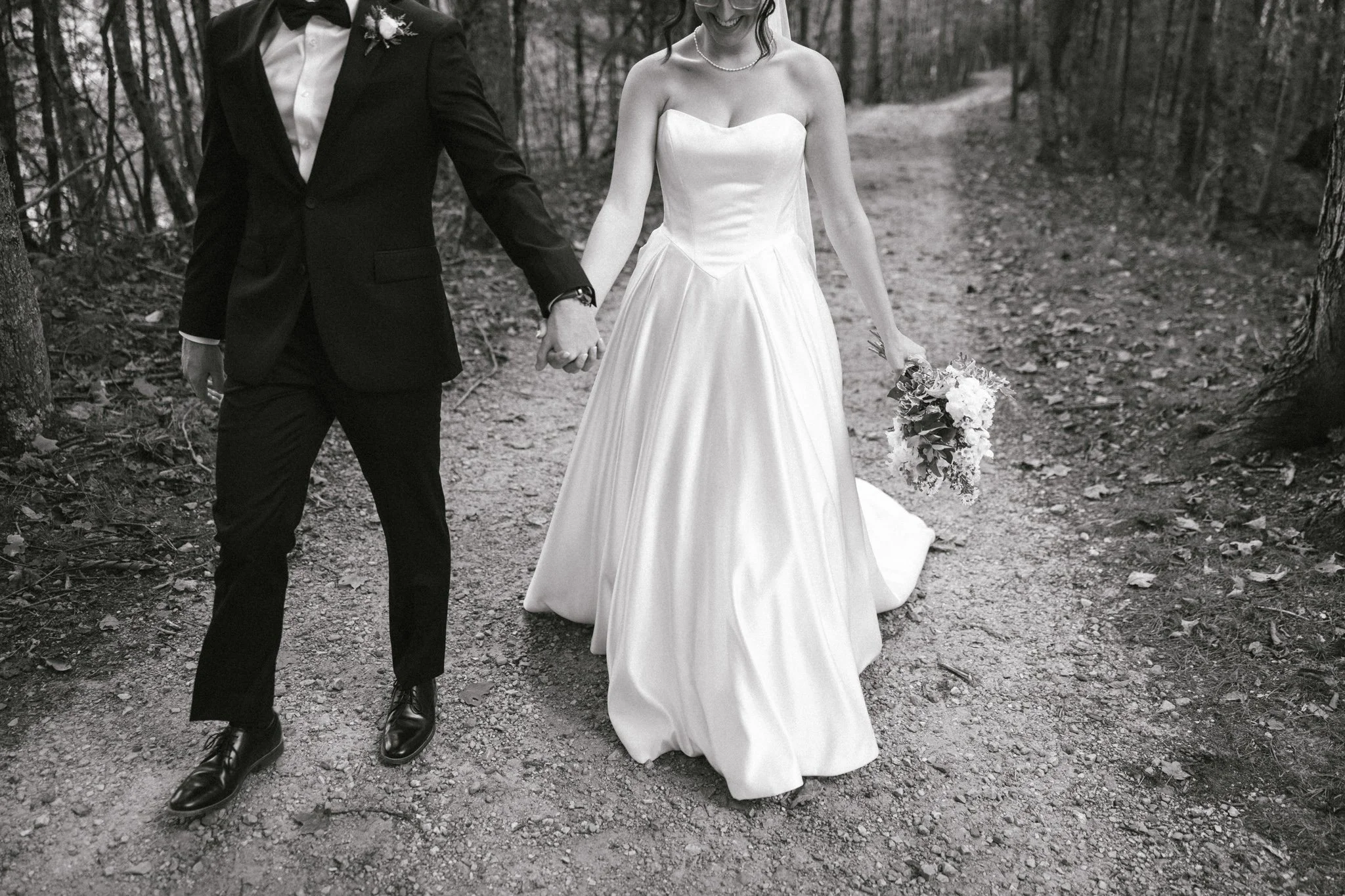 sugar-hollow-retreat-butler-tennessee-summer-elegant-classic-luxury-smoky-mountain-wedding-katy-sergent-photography-127.jpg
