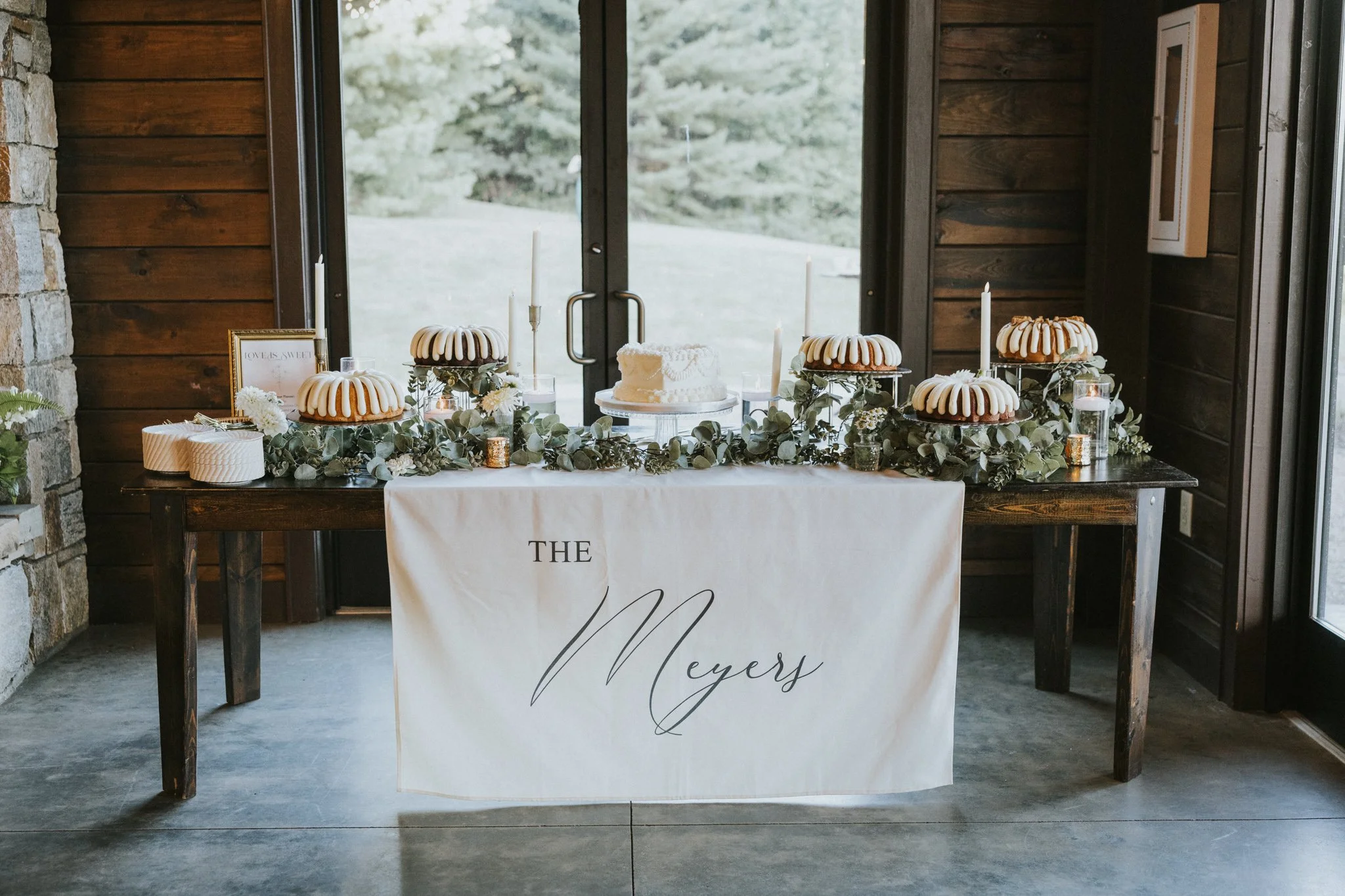 sugar-hollow-retreat-butler-tennessee-summer-elegant-classic-luxury-smoky-mountain-wedding-katy-sergent-photography-170.jpg