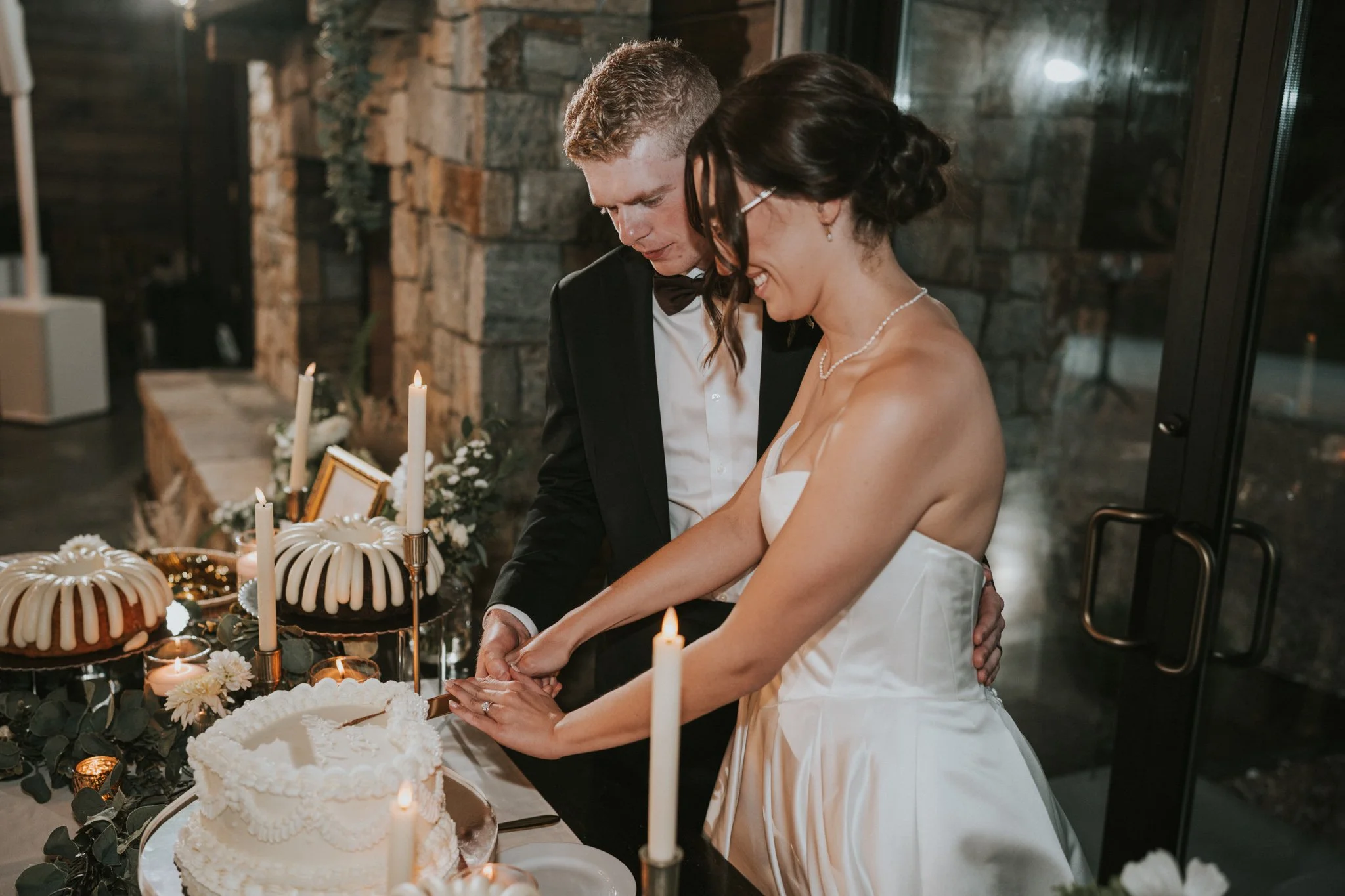 sugar-hollow-retreat-butler-tennessee-summer-elegant-classic-luxury-smoky-mountain-wedding-katy-sergent-photography-176.jpg