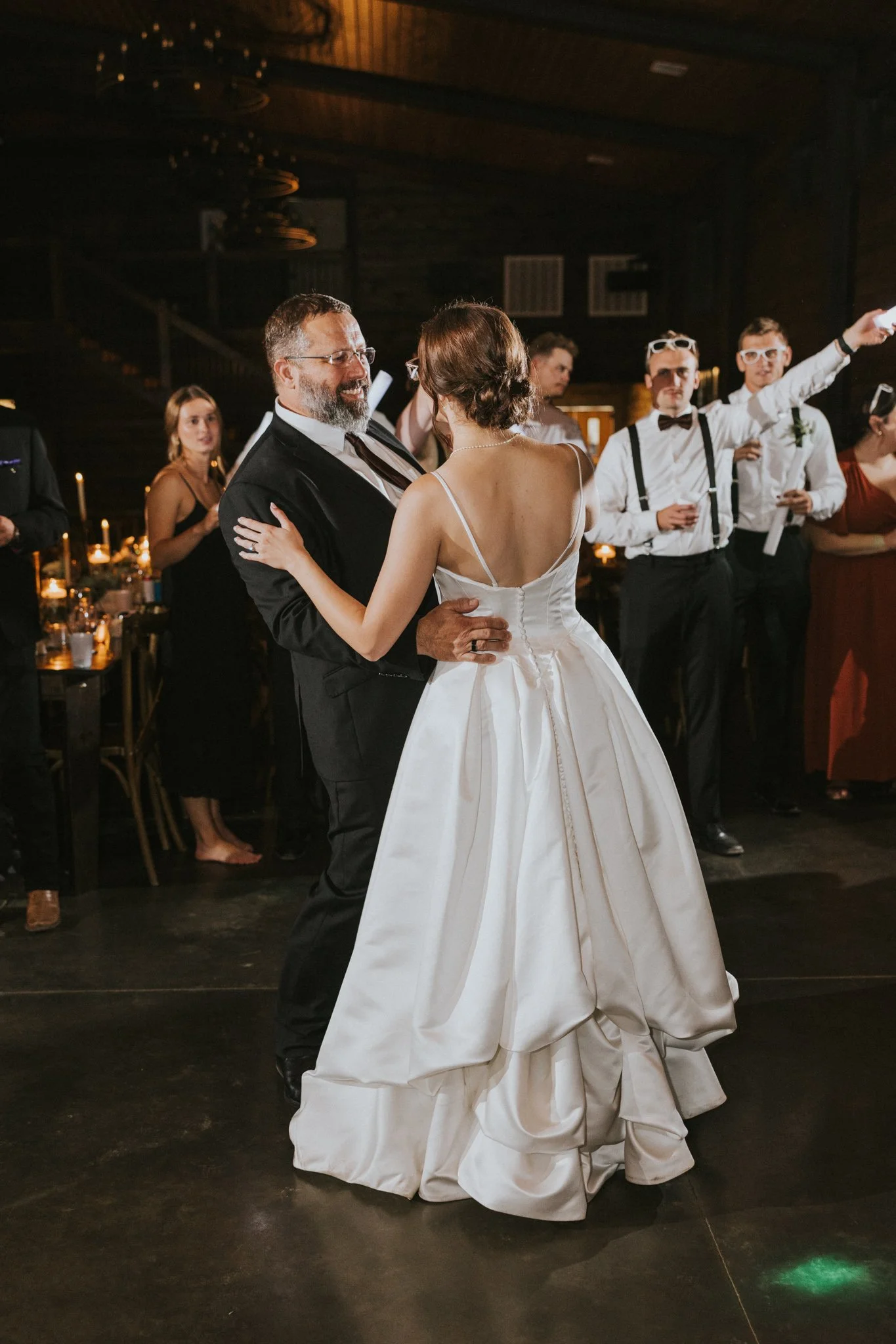 sugar-hollow-retreat-butler-tennessee-summer-elegant-classic-luxury-smoky-mountain-wedding-katy-sergent-photography-193.jpg