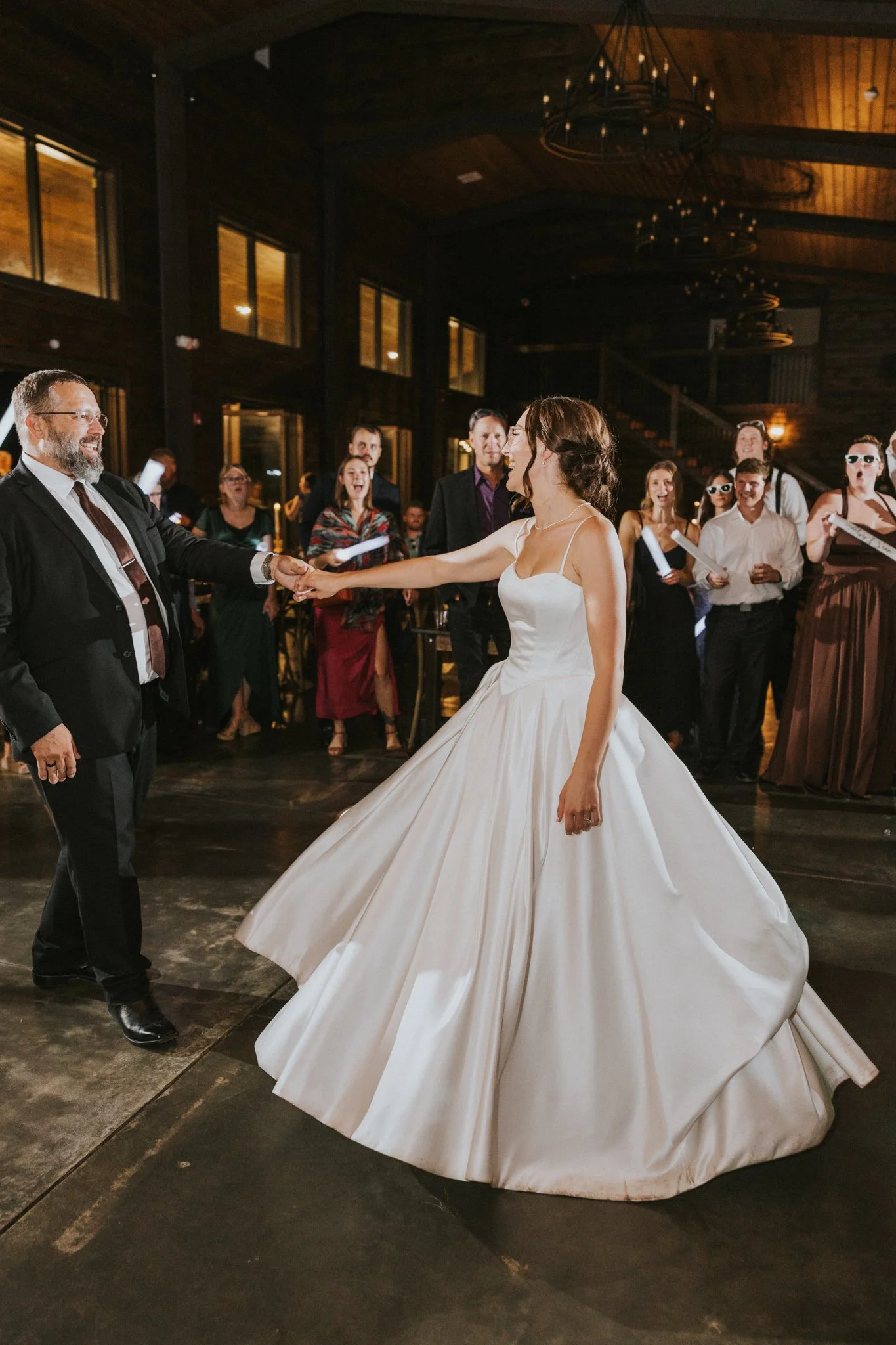 sugar-hollow-retreat-butler-tennessee-summer-elegant-classic-luxury-smoky-mountain-wedding-katy-sergent-photography-197.jpg