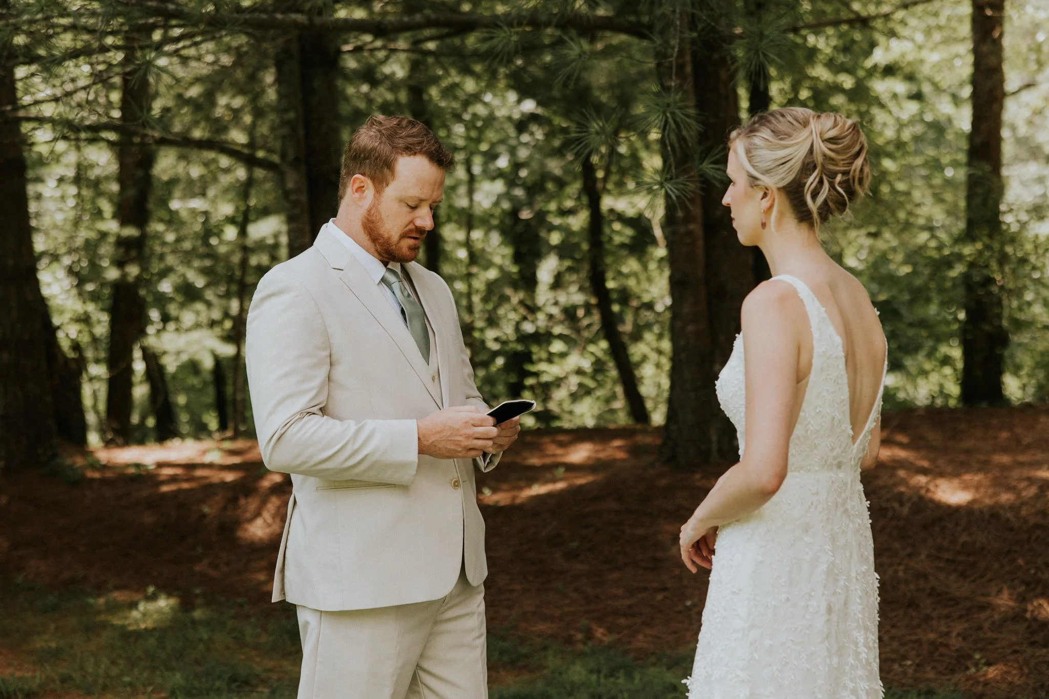 highland-brewing-asheville-north-carolina-wedding-mountain-adventurous-katy-sergent-photography-39.jpg