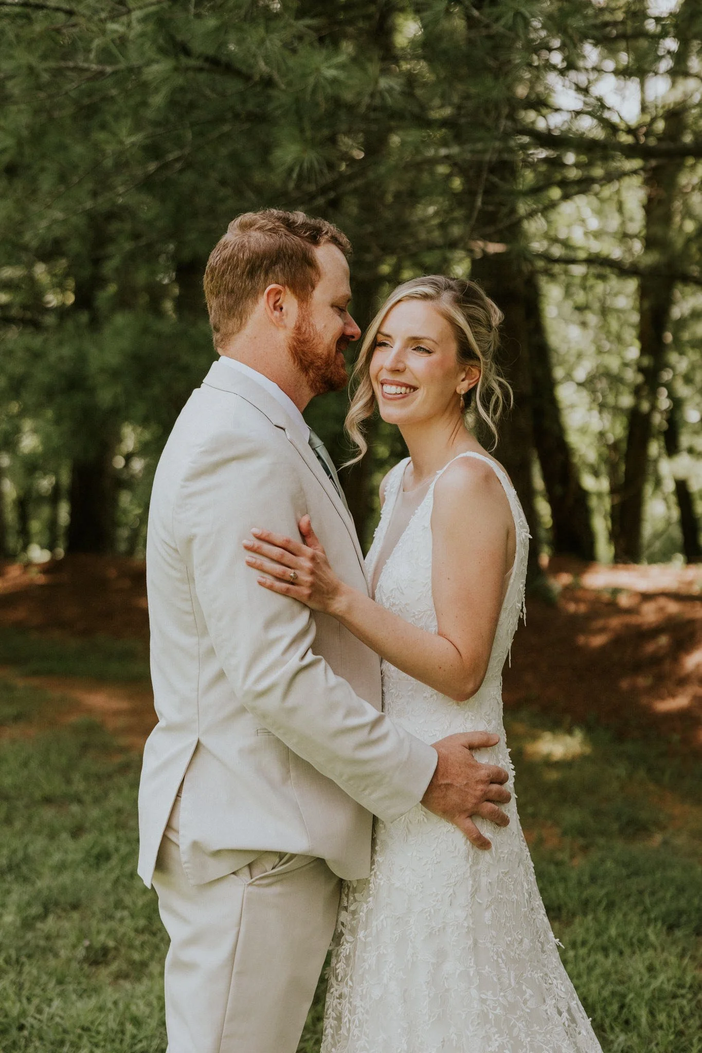 highland-brewing-asheville-north-carolina-wedding-mountain-adventurous-katy-sergent-photography-65.jpg