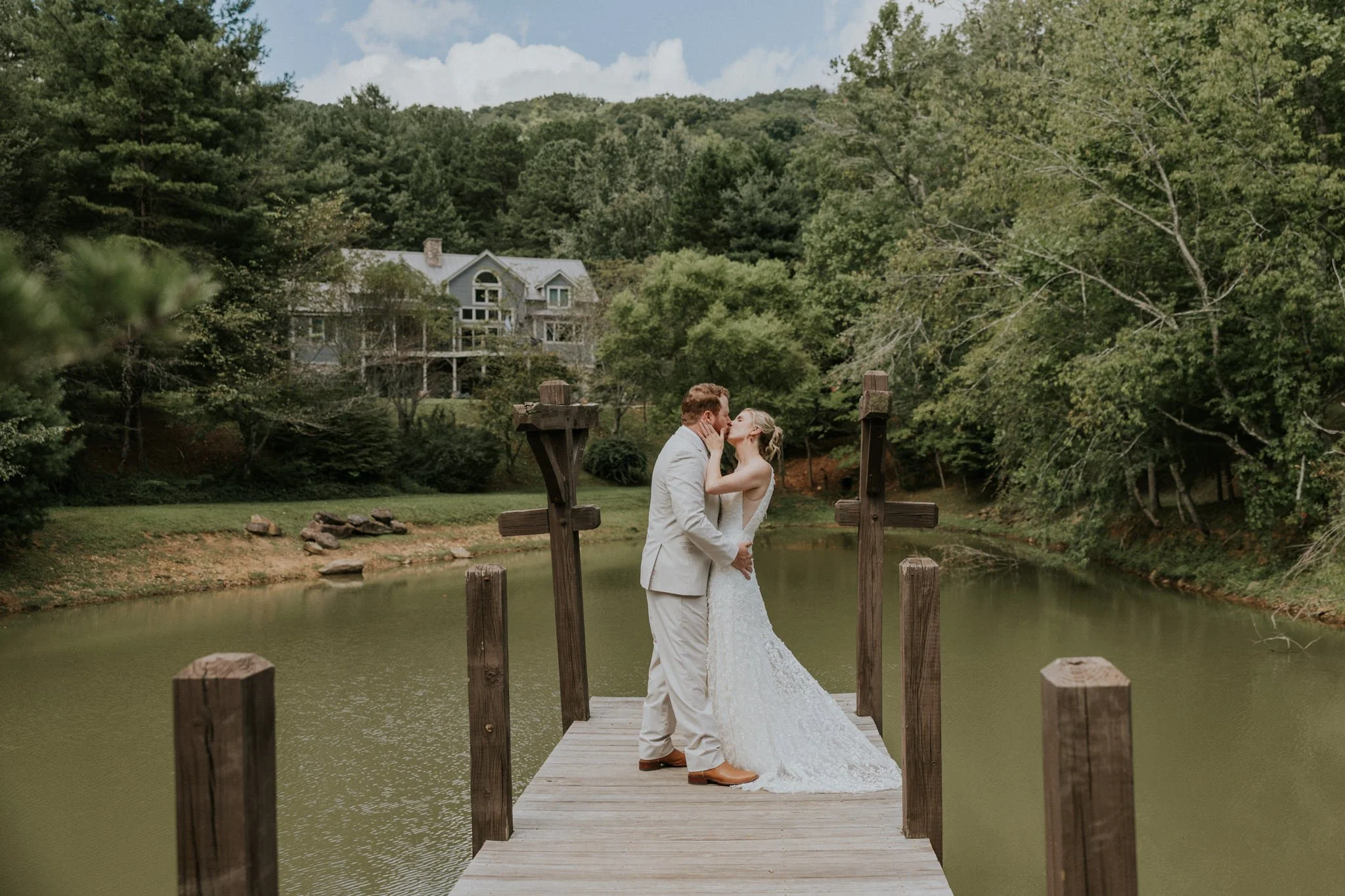 highland-brewing-asheville-north-carolina-wedding-mountain-adventurous-katy-sergent-photography-69.jpg