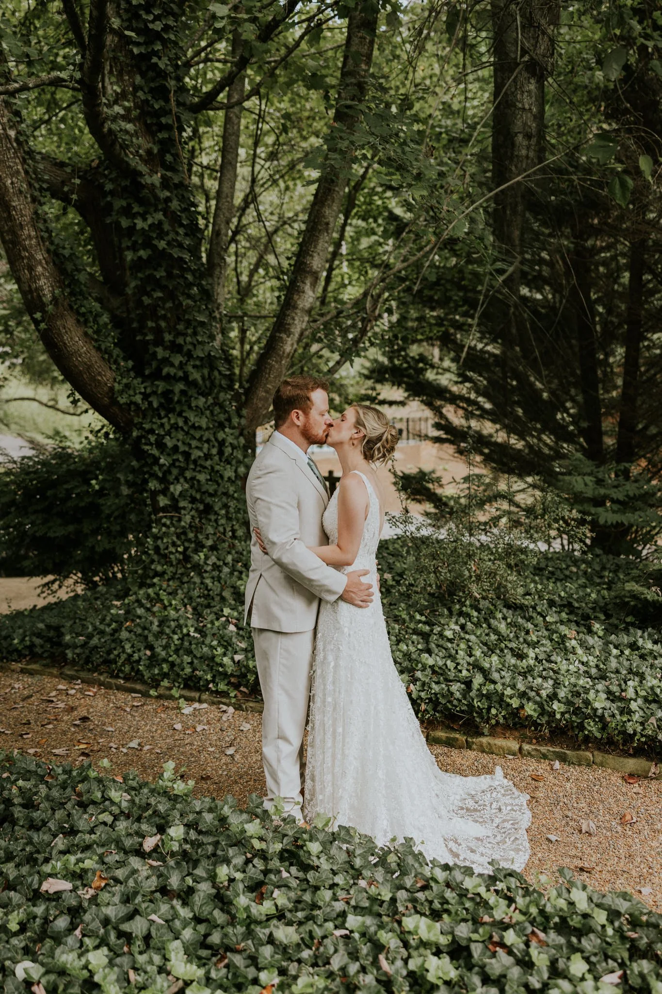 highland-brewing-asheville-north-carolina-wedding-mountain-adventurous-katy-sergent-photography-73.jpg