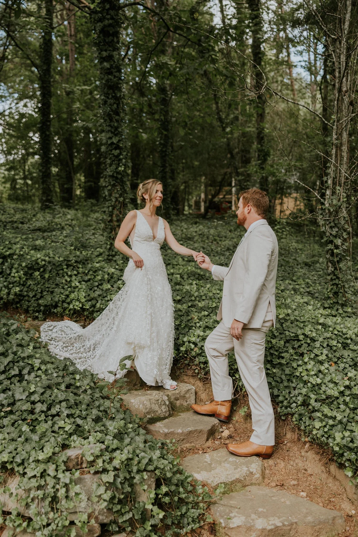 highland-brewing-asheville-north-carolina-wedding-mountain-adventurous-katy-sergent-photography-76.jpg
