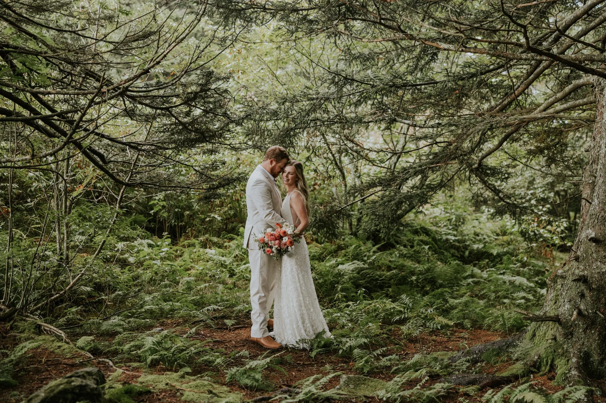 highland-brewing-asheville-north-carolina-wedding-mountain-adventurous-katy-sergent-photography-85.jpg