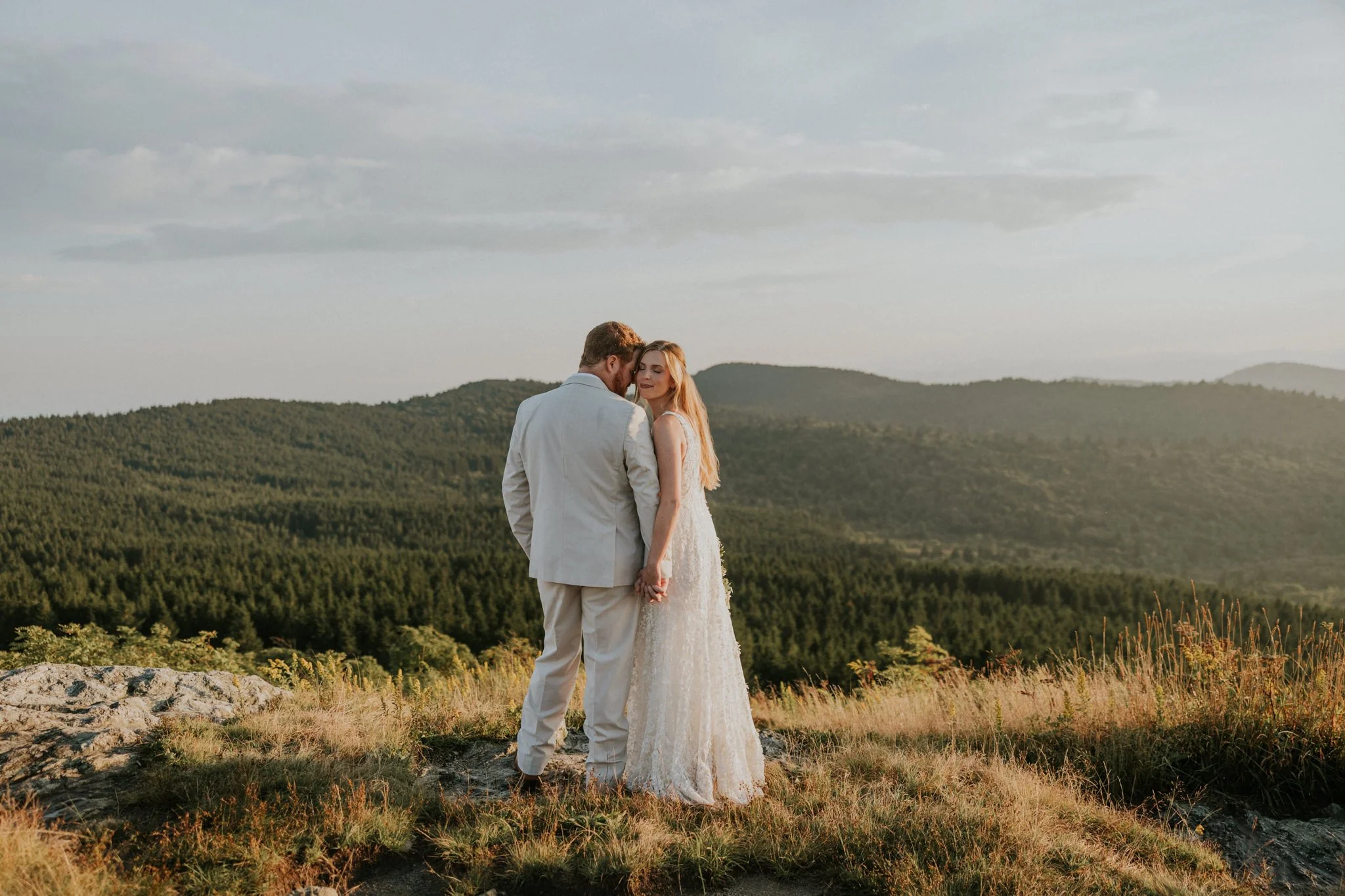 highland-brewing-asheville-north-carolina-wedding-mountain-adventurous-katy-sergent-photography-92.jpg