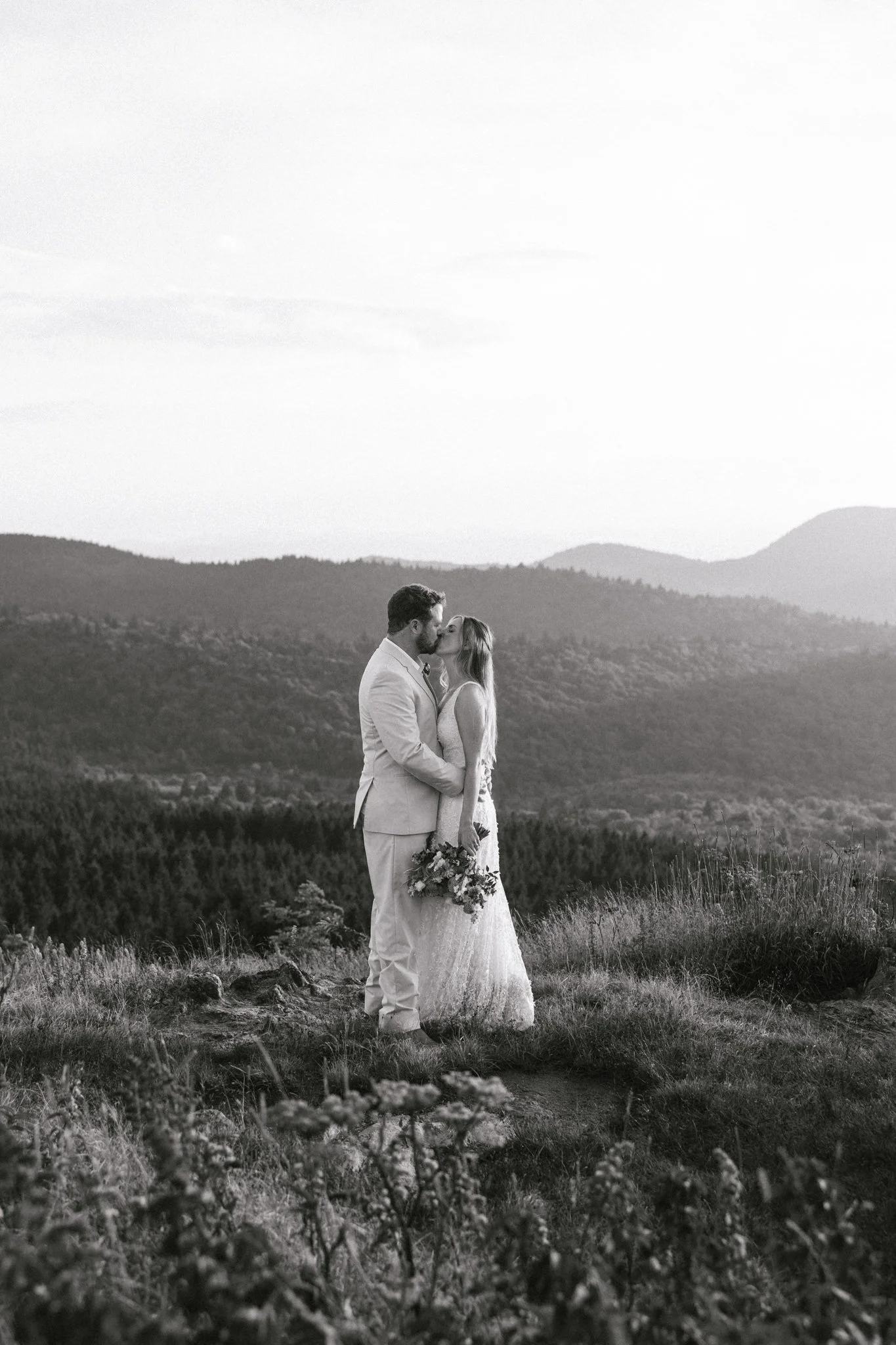 highland-brewing-asheville-north-carolina-wedding-mountain-adventurous-katy-sergent-photography-96.jpg