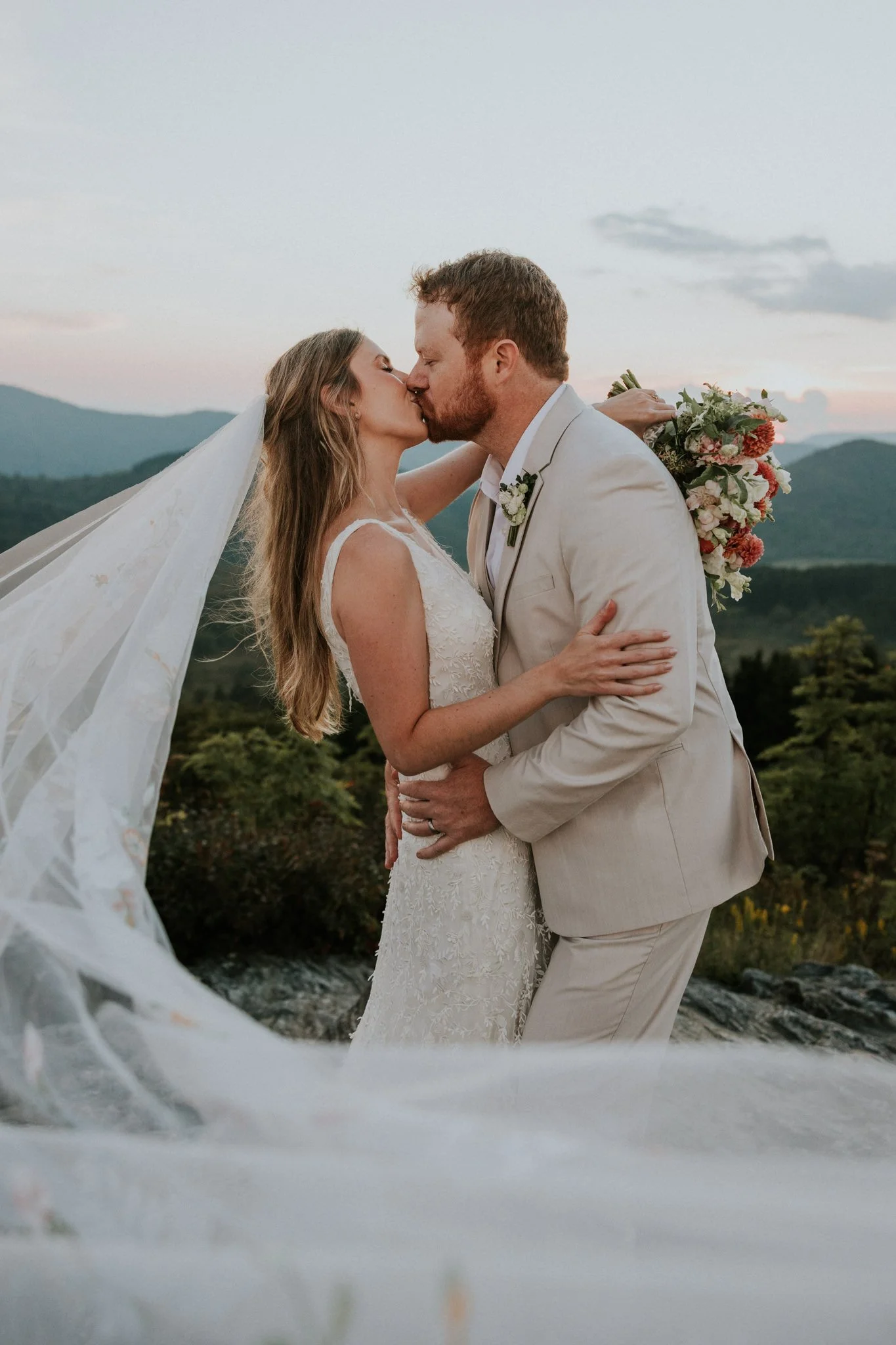 highland-brewing-asheville-north-carolina-wedding-mountain-adventurous-katy-sergent-photography-110.jpg