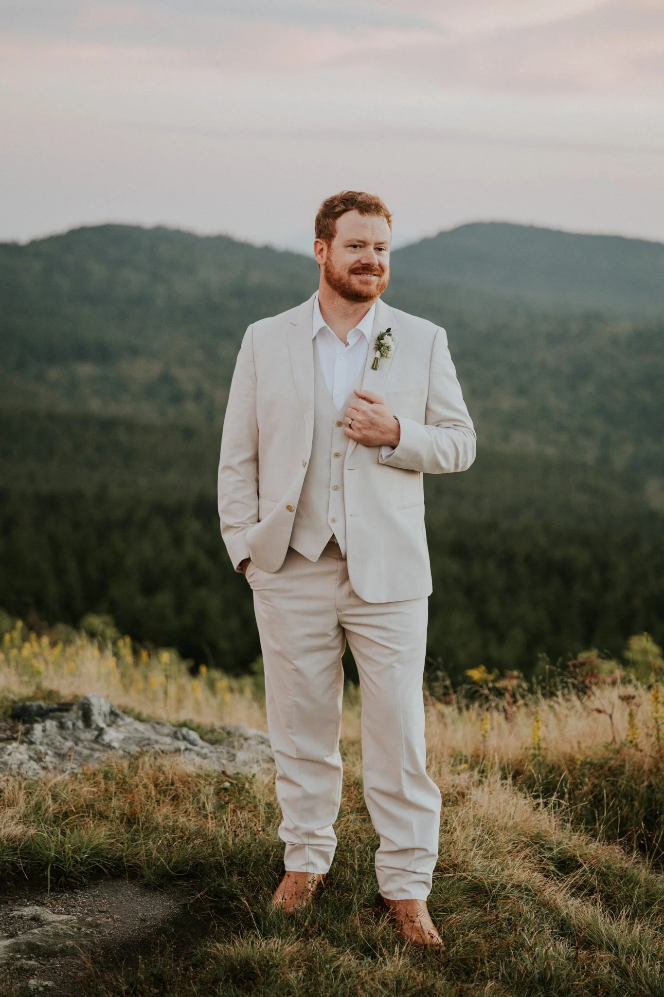 highland-brewing-asheville-north-carolina-wedding-mountain-adventurous-katy-sergent-photography-113.jpg