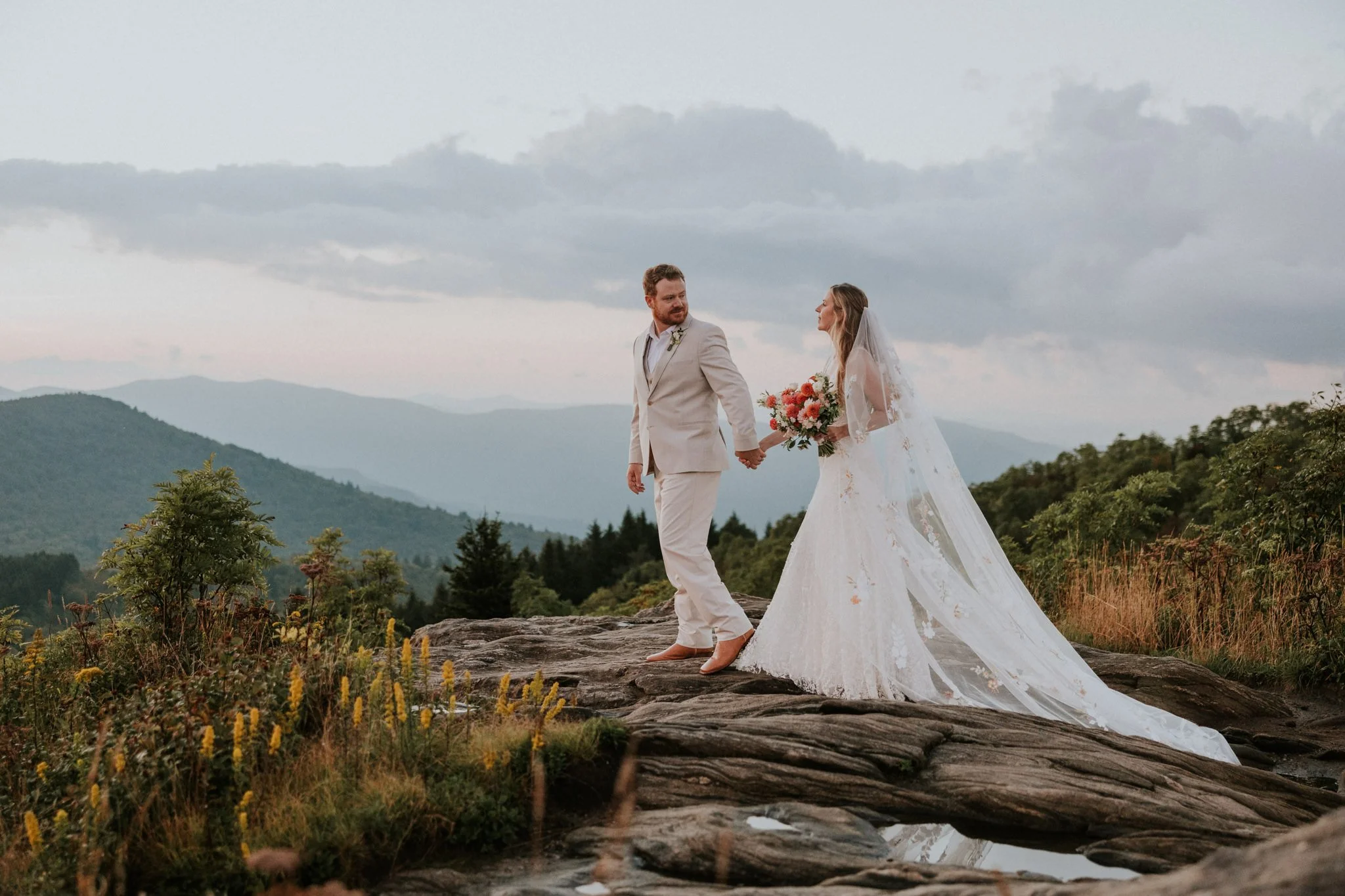 highland-brewing-asheville-north-carolina-wedding-mountain-adventurous-katy-sergent-photography-114.jpg