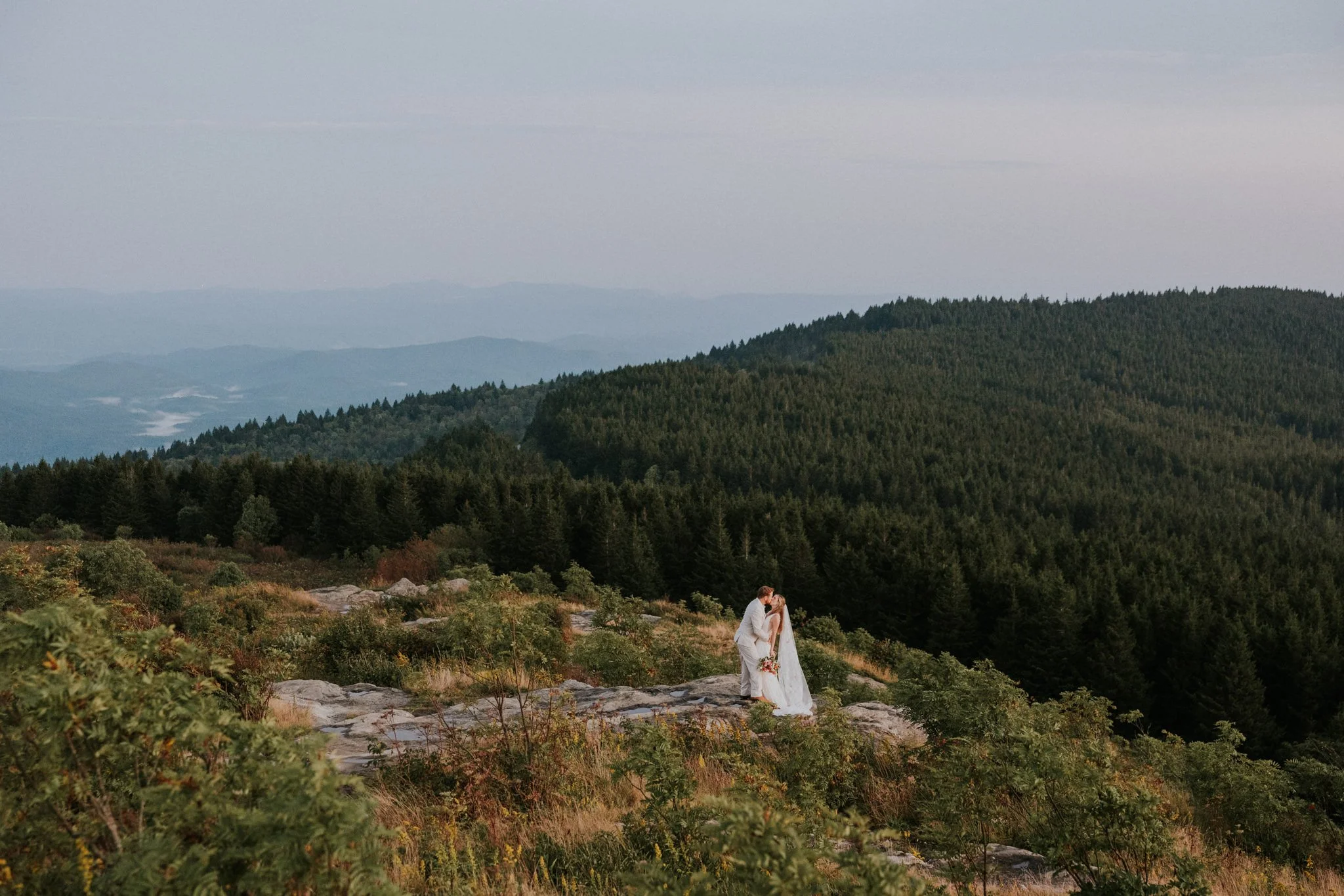highland-brewing-asheville-north-carolina-wedding-mountain-adventurous-katy-sergent-photography-116.jpg