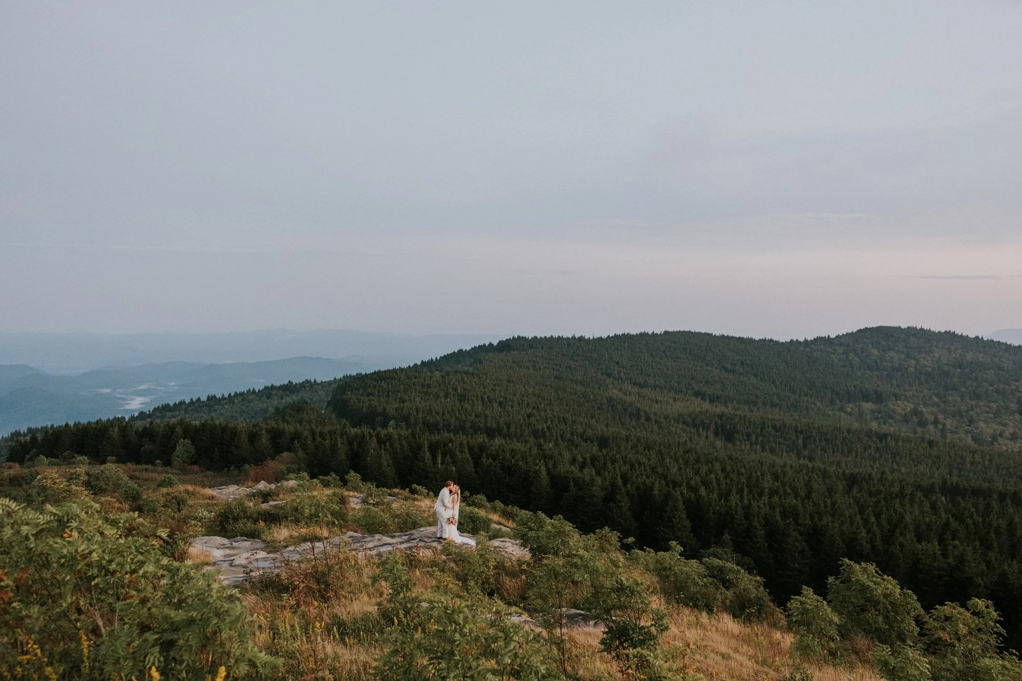 highland-brewing-asheville-north-carolina-wedding-mountain-adventurous-katy-sergent-photography-117.jpg