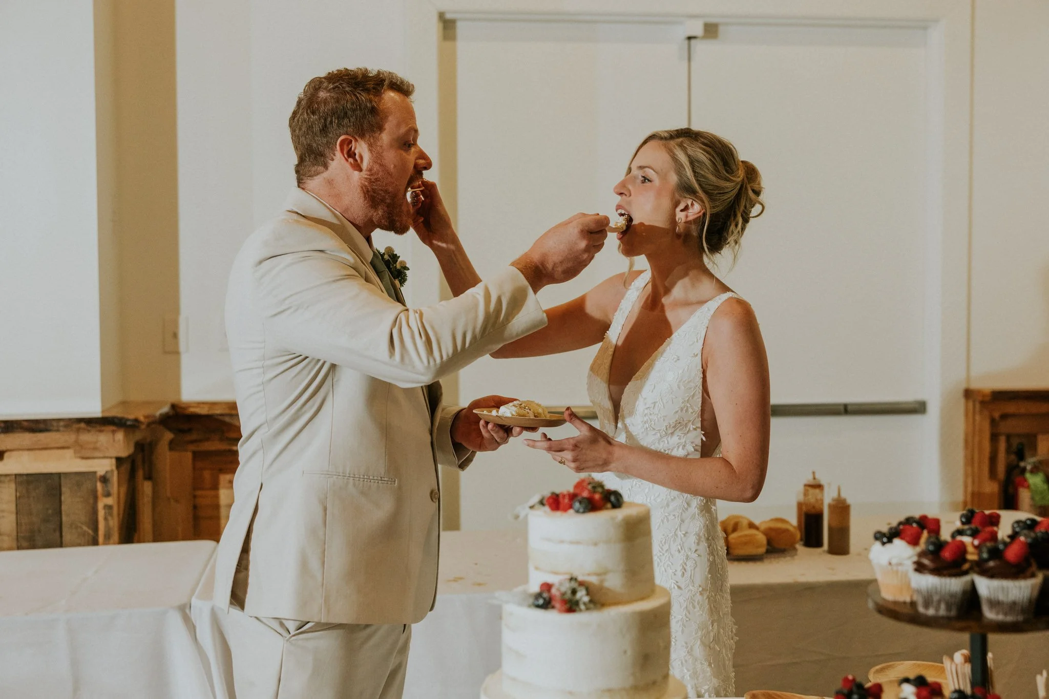 highland-brewing-asheville-north-carolina-wedding-mountain-adventurous-katy-sergent-photography-141.jpg