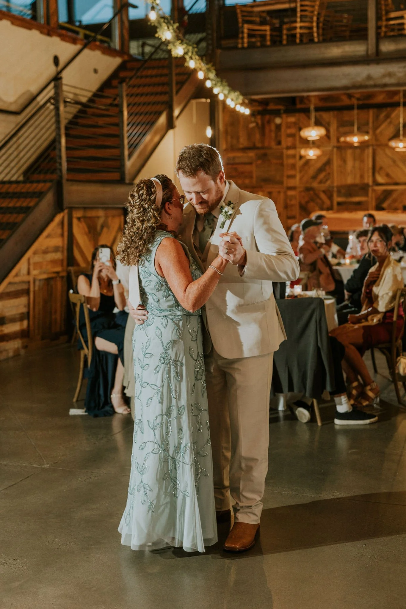 highland-brewing-asheville-north-carolina-wedding-mountain-adventurous-katy-sergent-photography-147.jpg