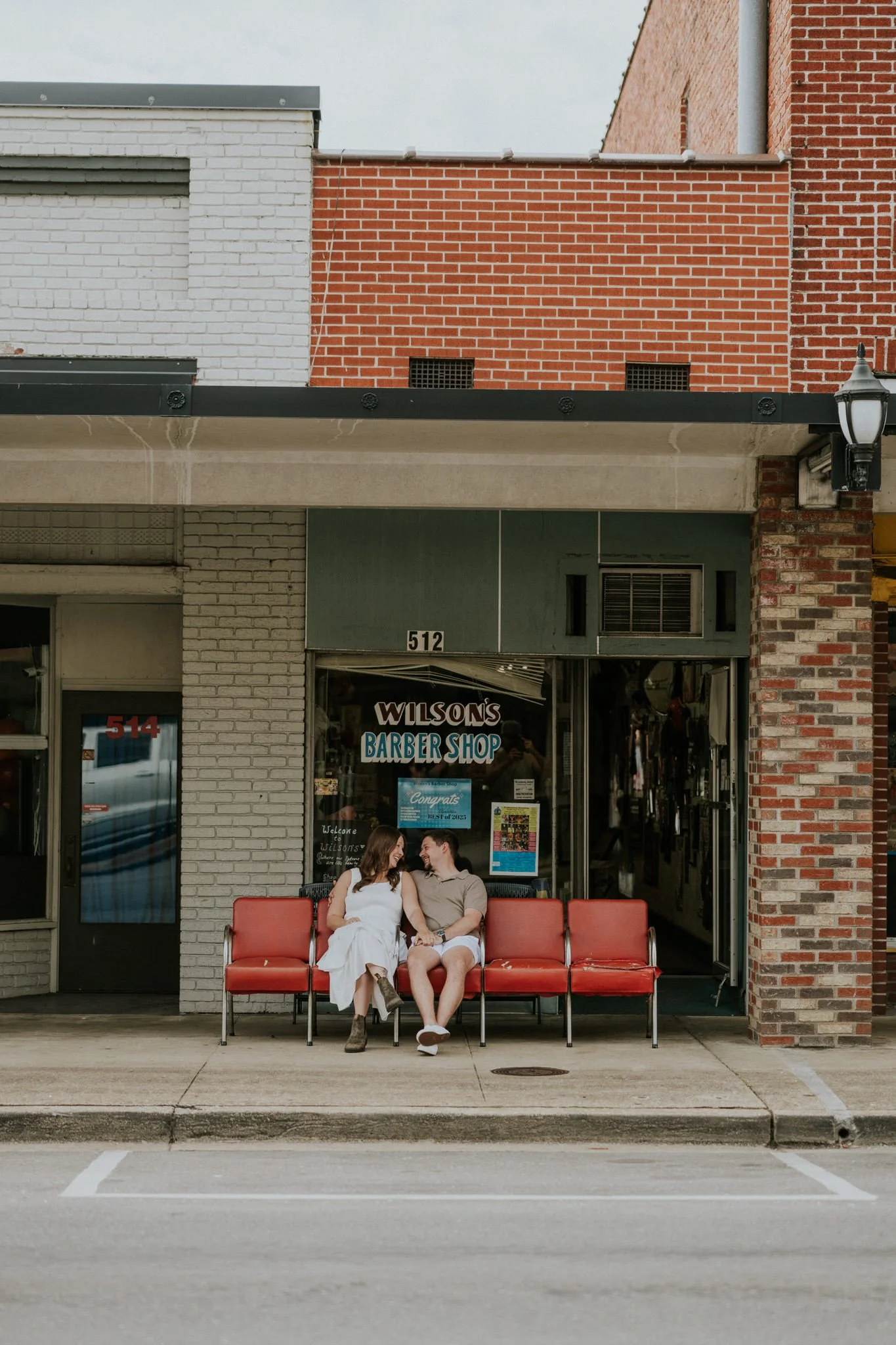 johnson-city-elizabethton-knoxville-tennessee-downtown-coffee-engagement-session-katy-sergent-photography-wedding-photographer-32.jpg