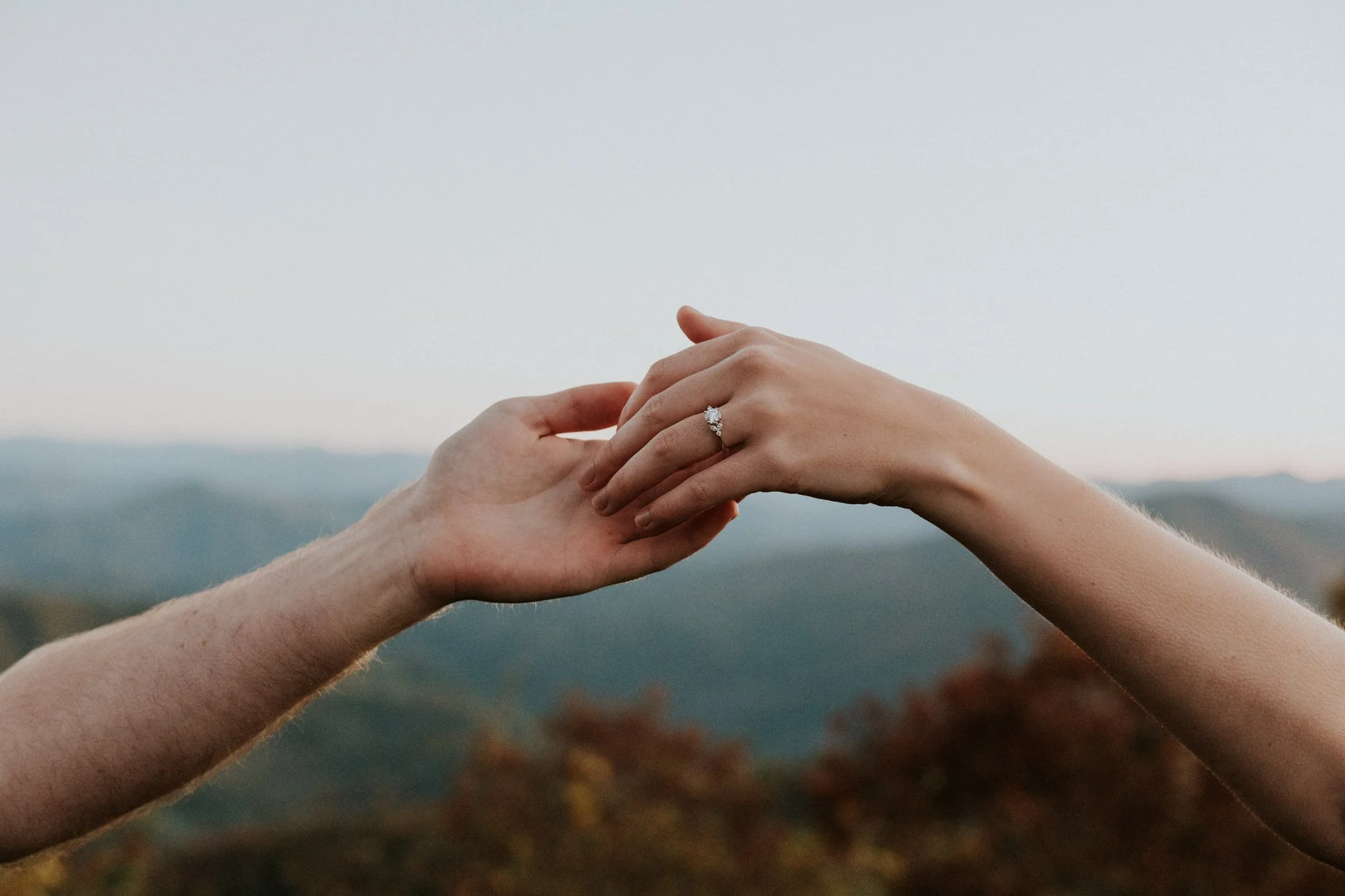beauty-spot-tennessee-mountain-fall-engagement-session-sunset-johnson-city-asheville-north-carolina-nc-katy-sergent-photography-43.jpg