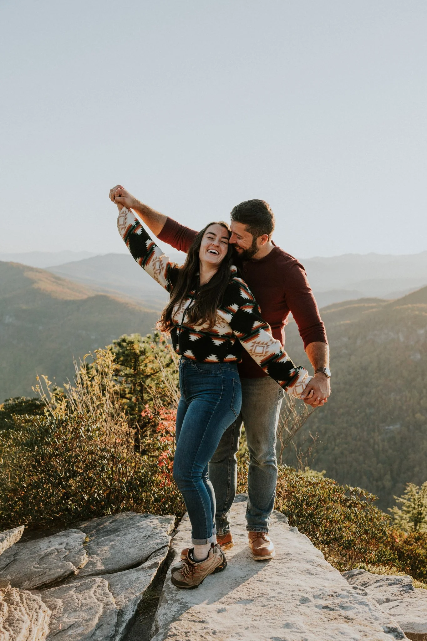 north-carolina-mountain-engagement-session-western-nc-east-tennessee-adventurous-couple-katy-sergent-photography-16.jpg