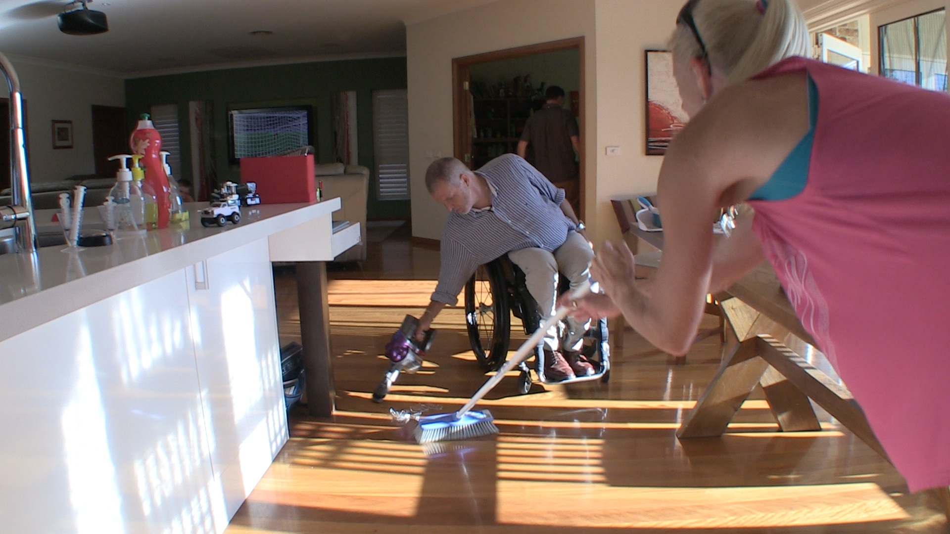 UNSW Home Mods Chris Vacuum1.jpg