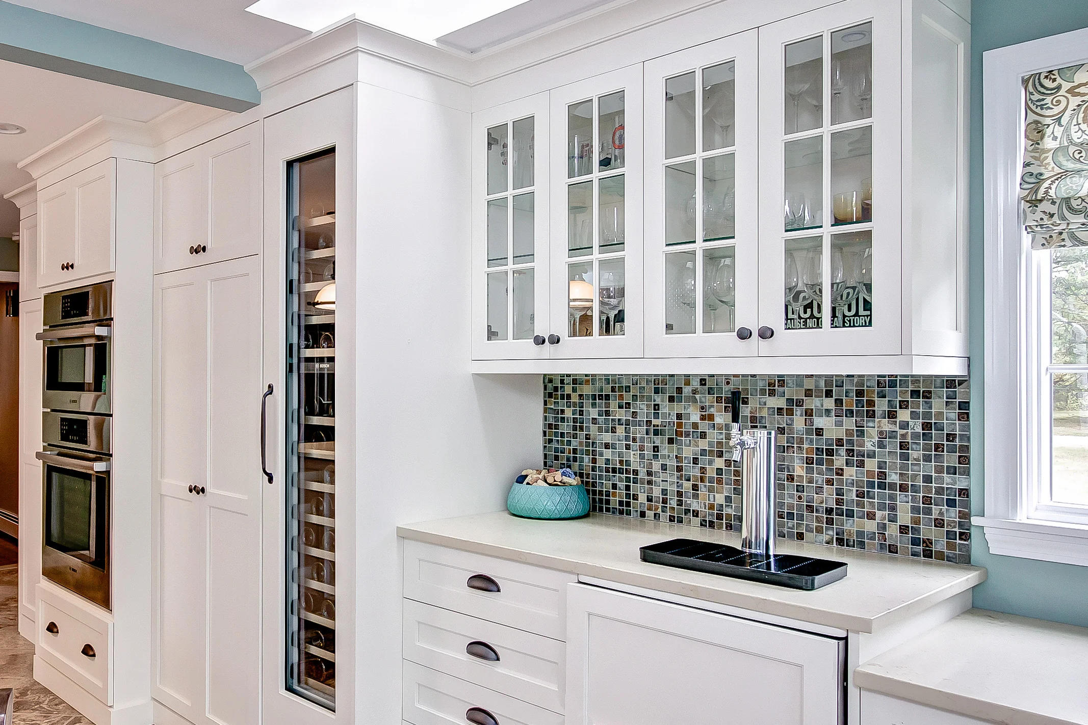 5-KitchenVisions-Bar-Wine-Kegerator-Sudbury.jpg