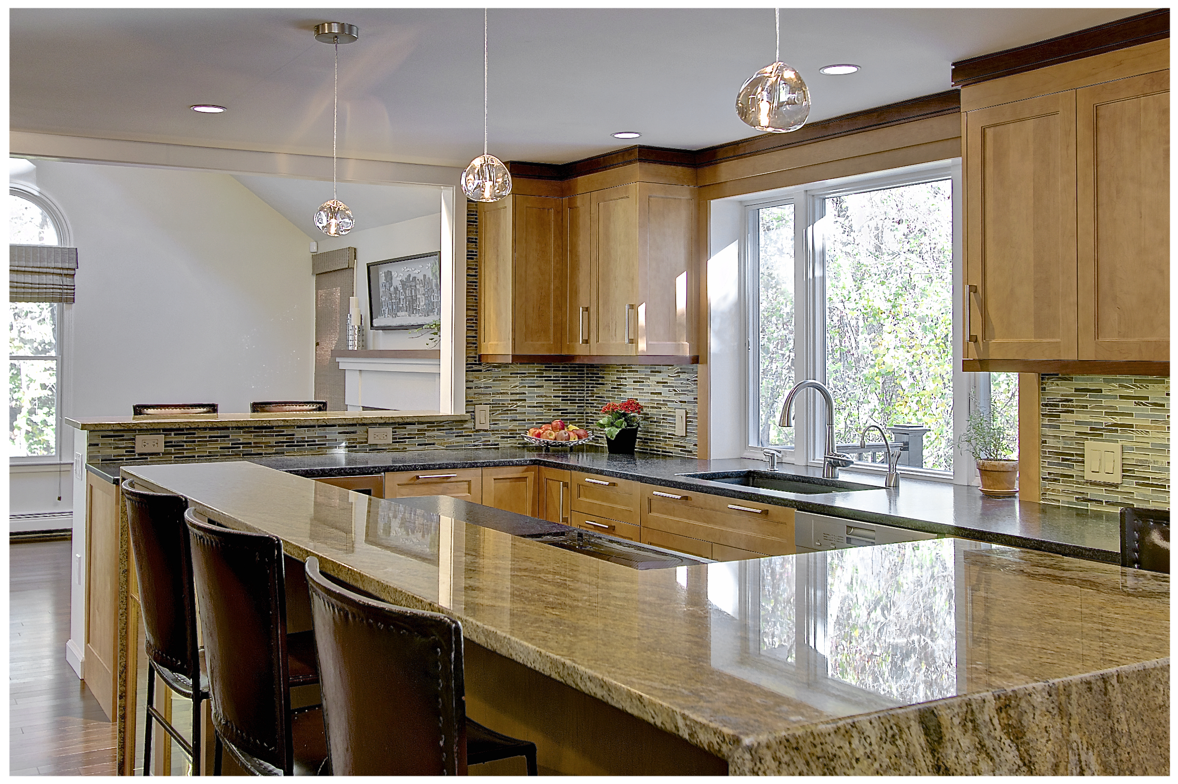 KitchenVisions-Transitional-Kitchen-Westwood-3.jpg