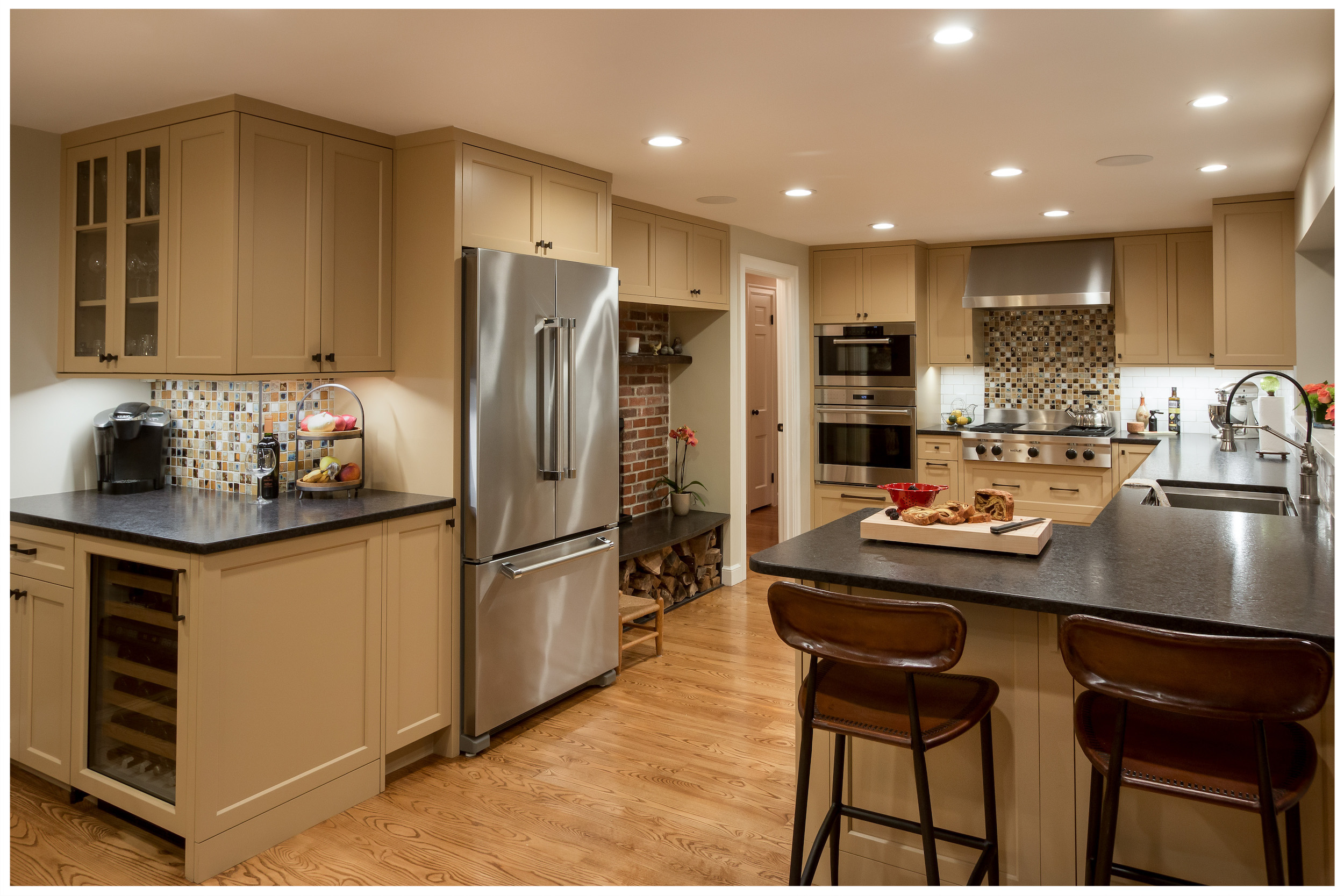 KitchenVisions-Transitional-Kitchen-Wayland-1wb.jpg