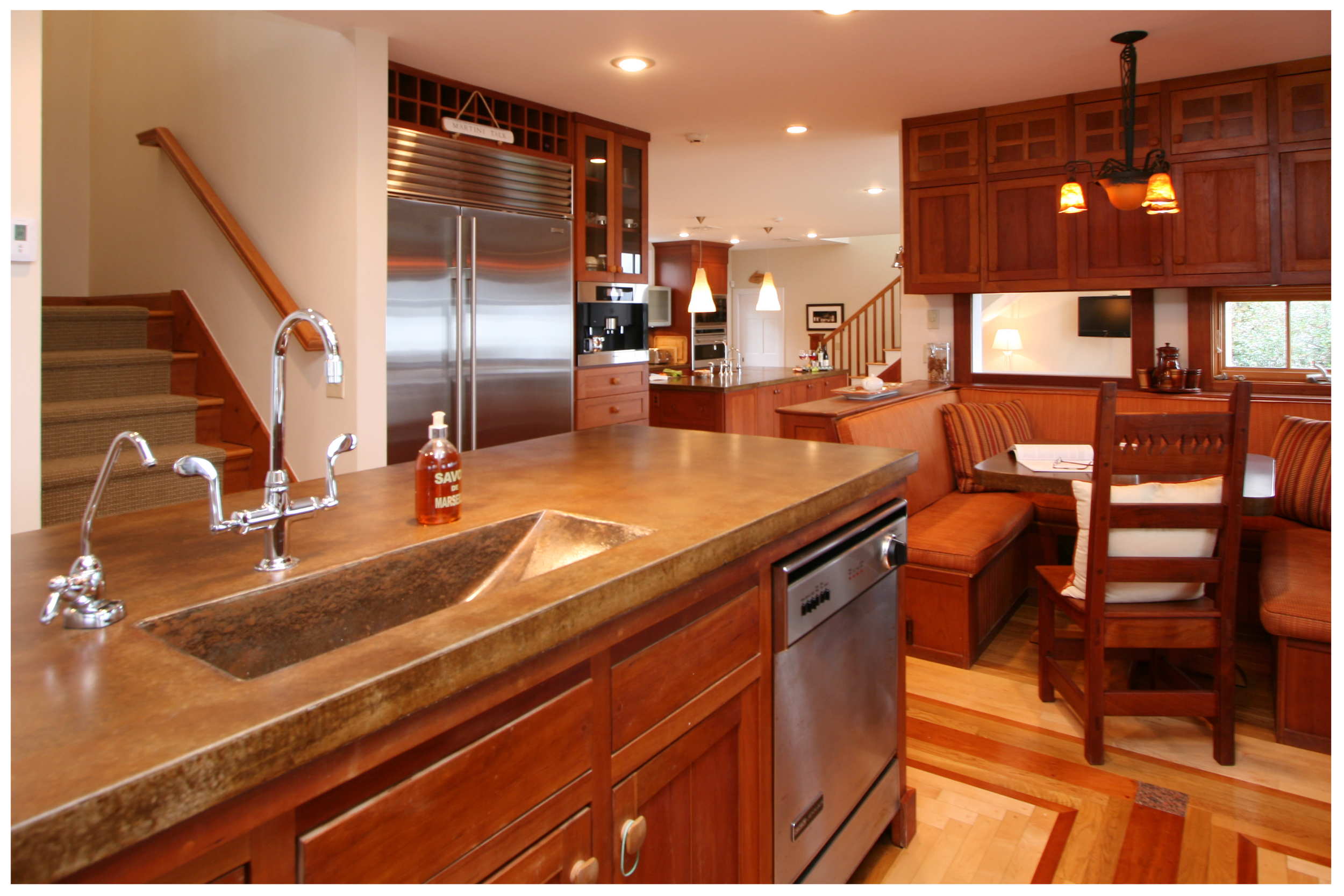 5_KitchenVisions-Transitional-Kitchen-RI.JPG