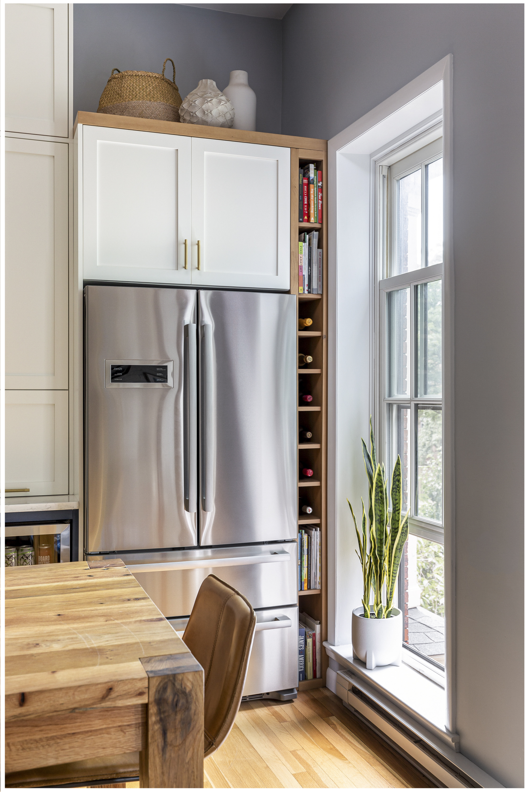 kitchenvisions-transitional-kitchen-south-end-boston-refrigerator-cubby-window-view.jpg